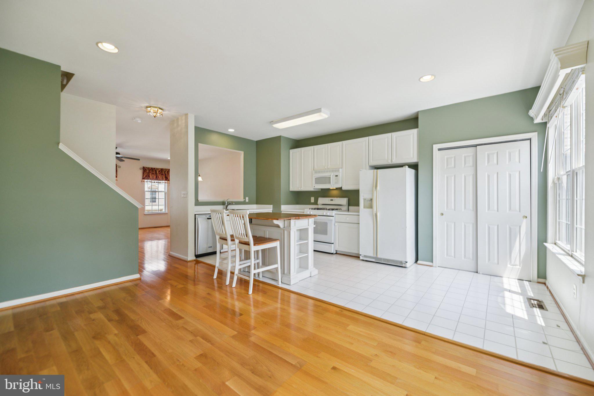 TRAILSIDE - Residential