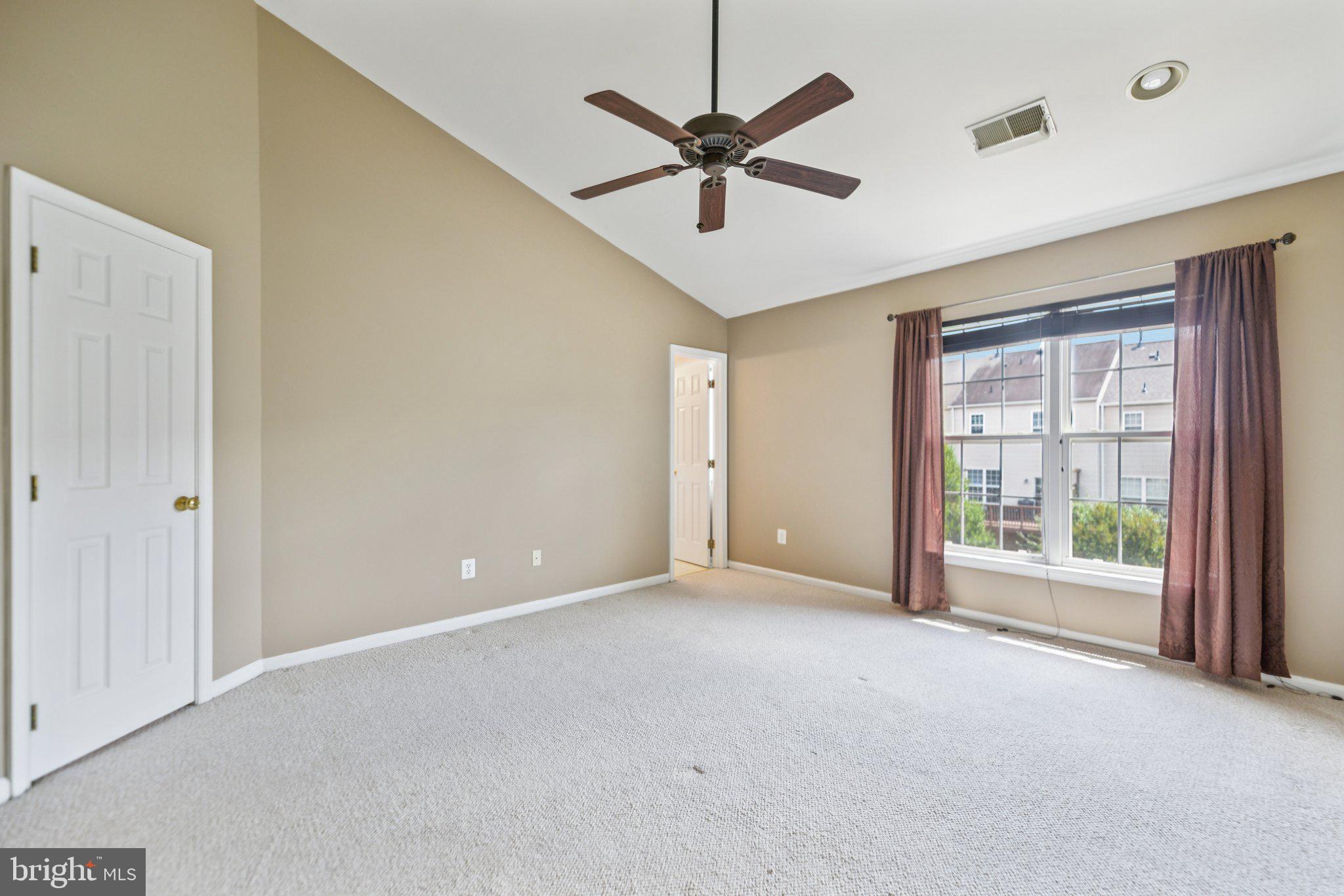 TRAILSIDE - Residential