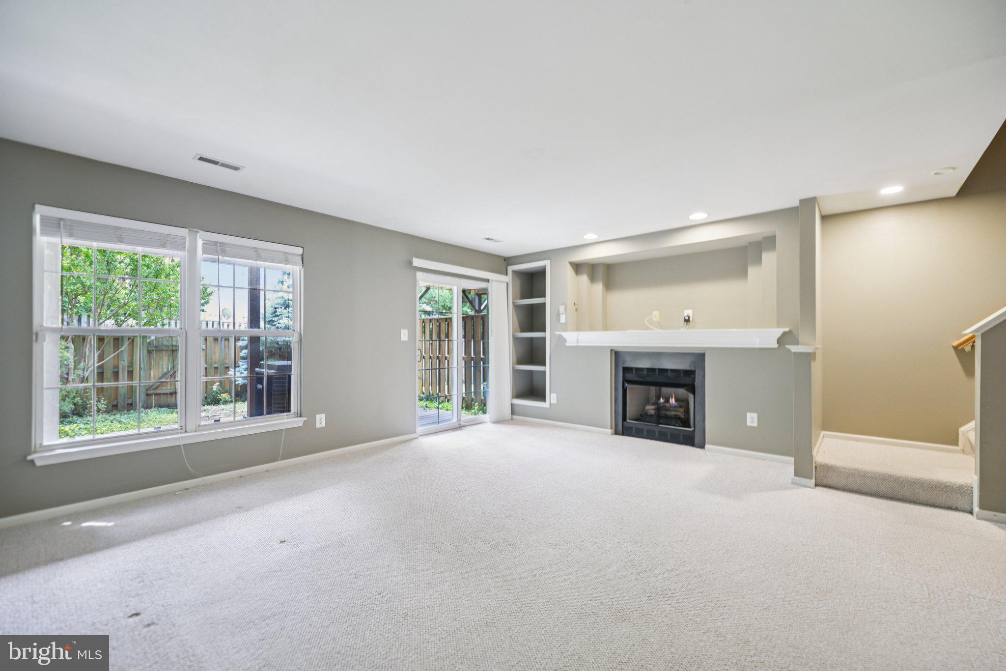 TRAILSIDE - Residential