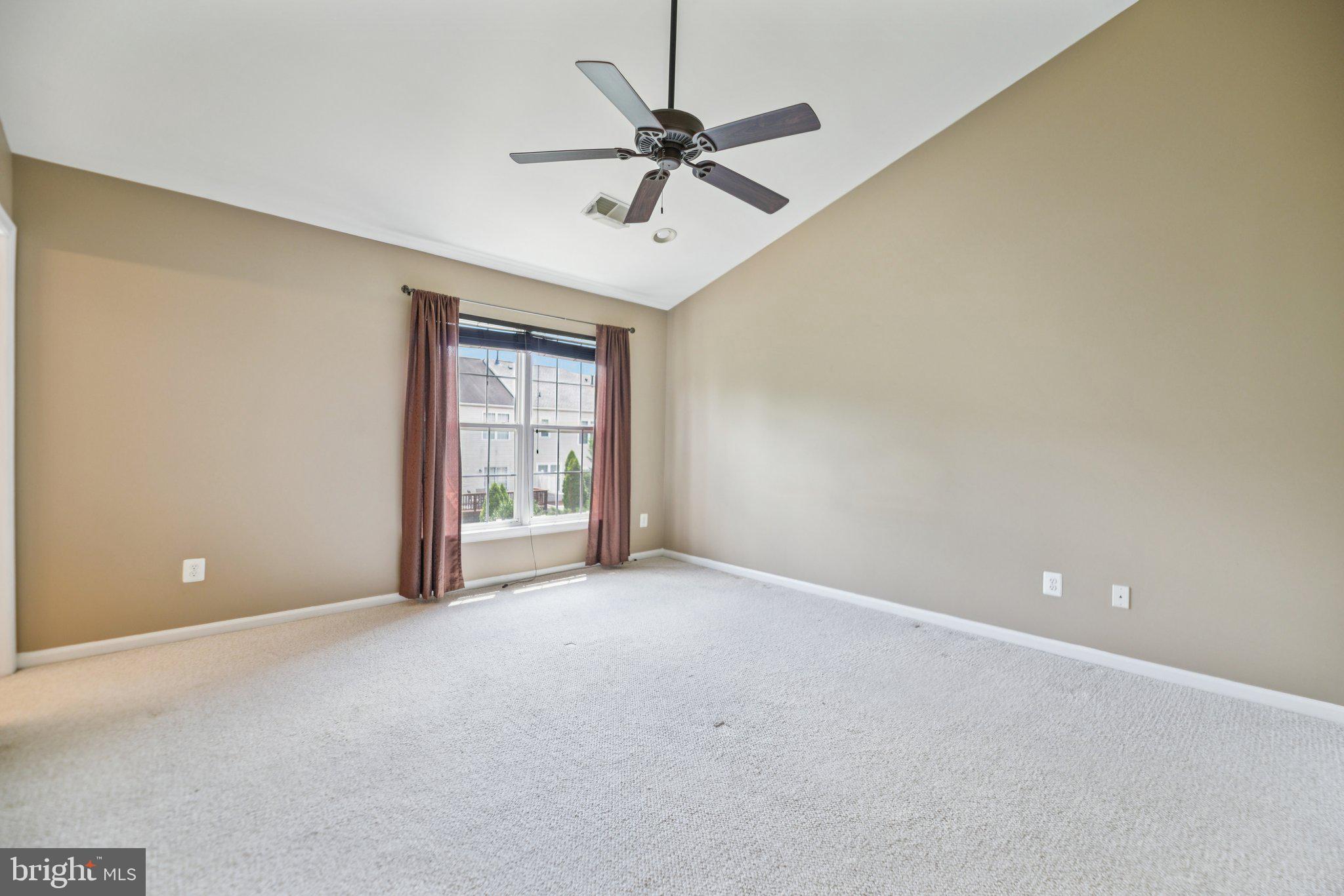 TRAILSIDE - Residential