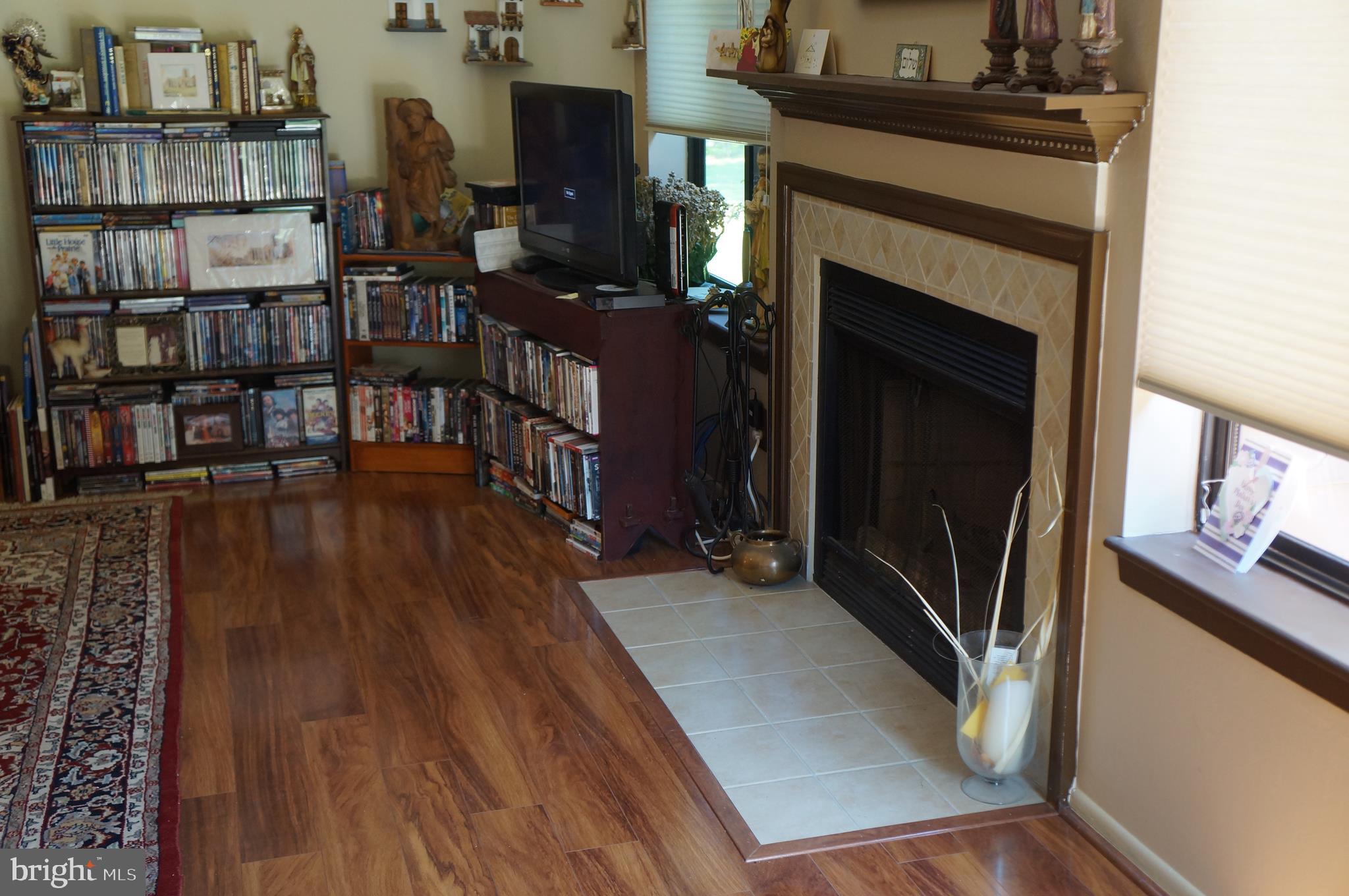 VELVET HILLS SOUTH - Residential