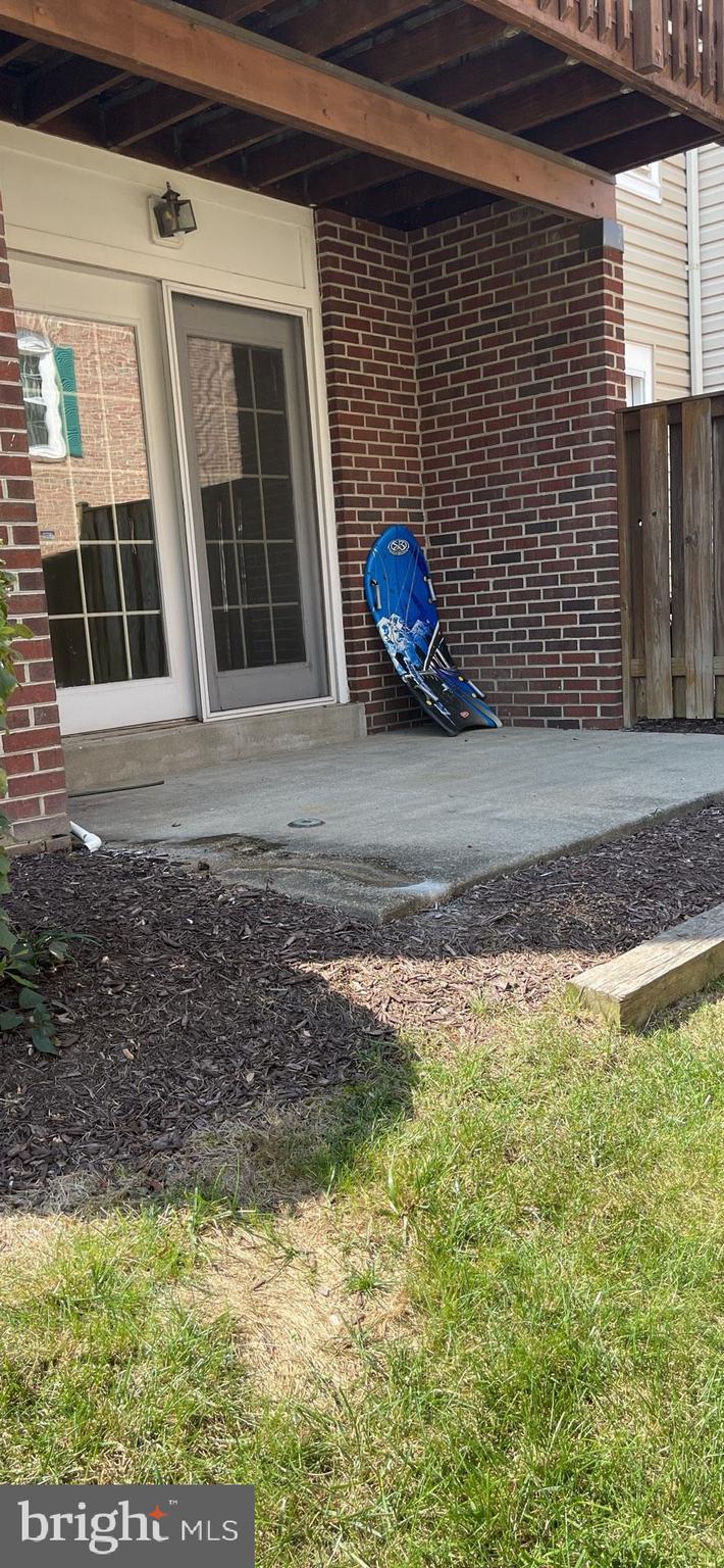 SOMERSET AT WESTRIDGE - Residential Lease