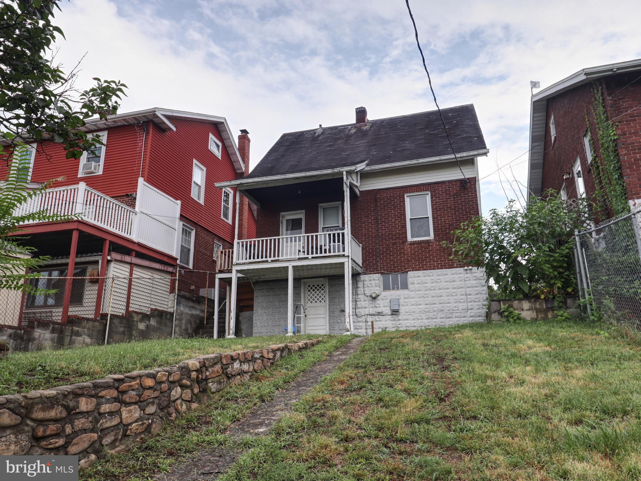 517 HILL TOP DRIVE