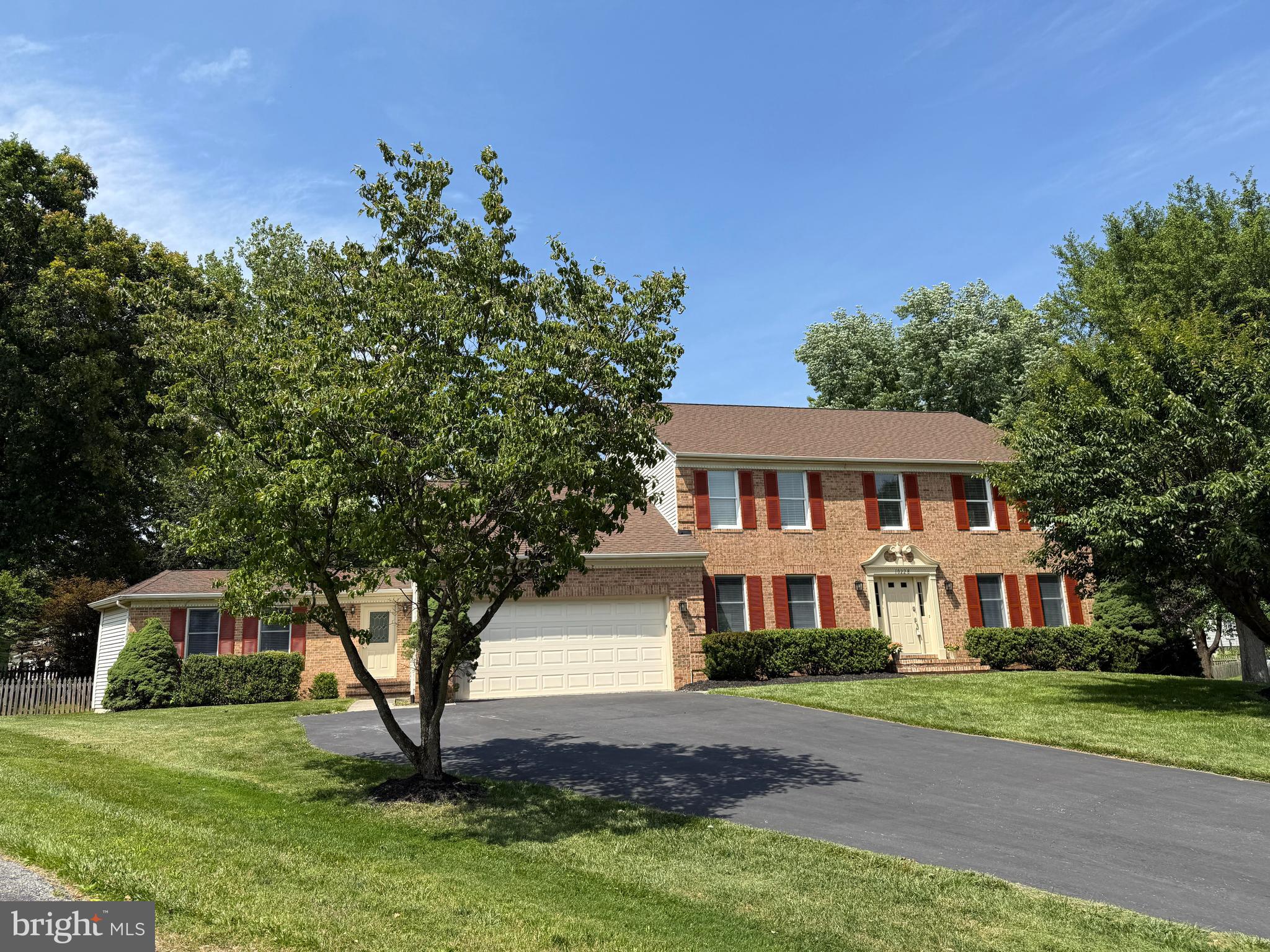 10228 CLUBHOUSE COURT