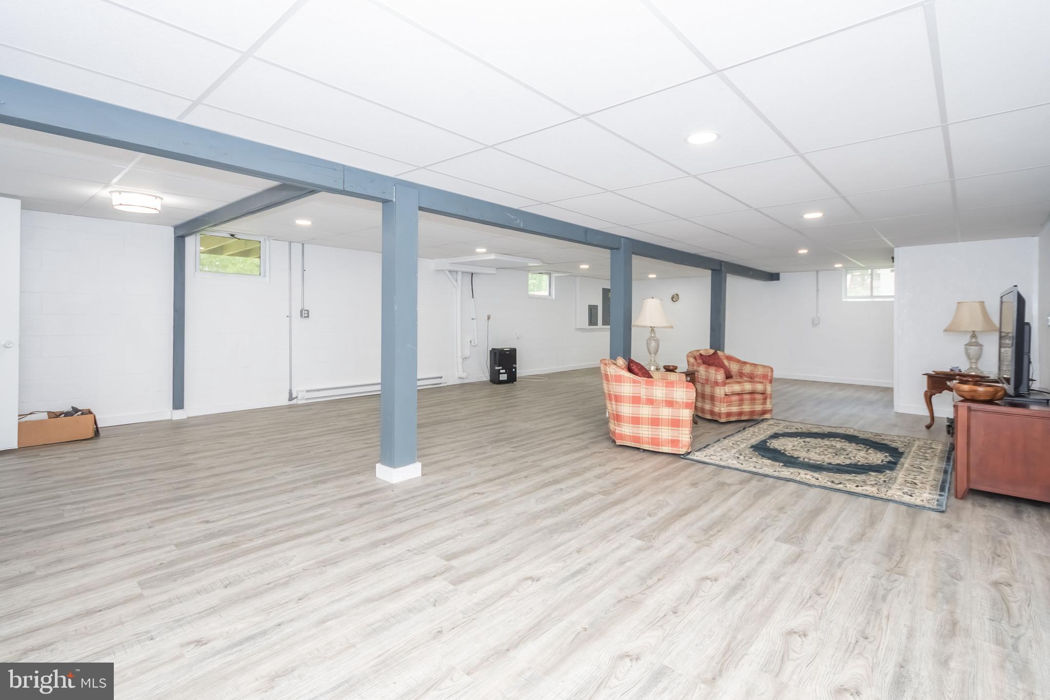 CHESTNUT RIDGE - Residential