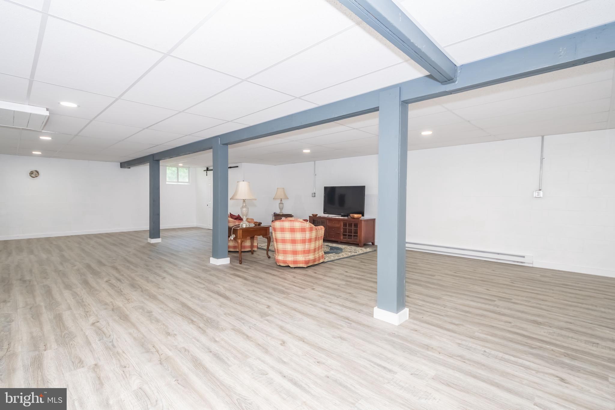 CHESTNUT RIDGE - Residential