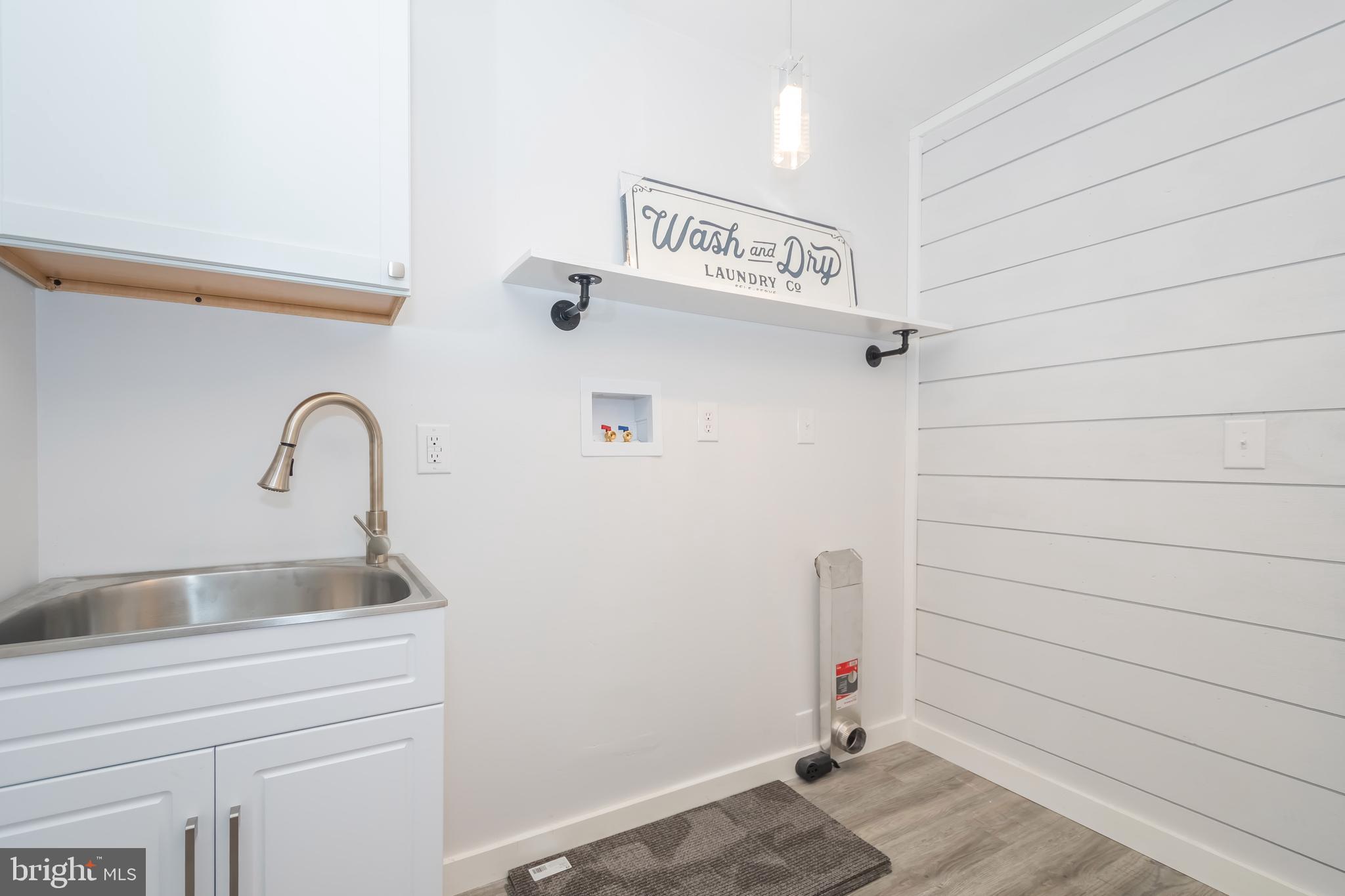 CHESTNUT RIDGE - Residential