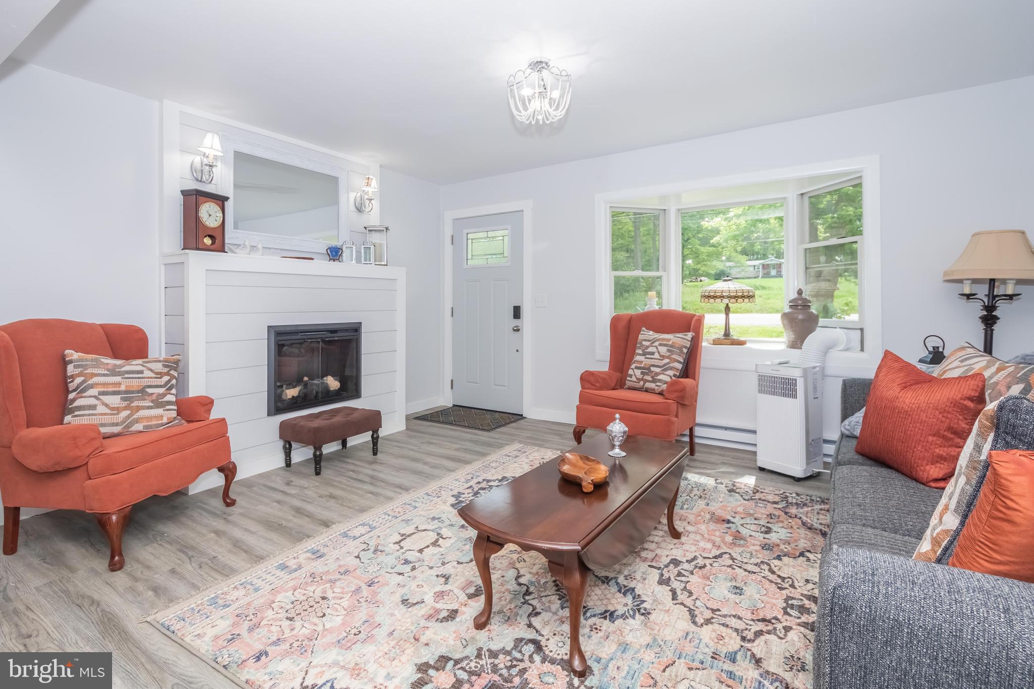 CHESTNUT RIDGE - Residential