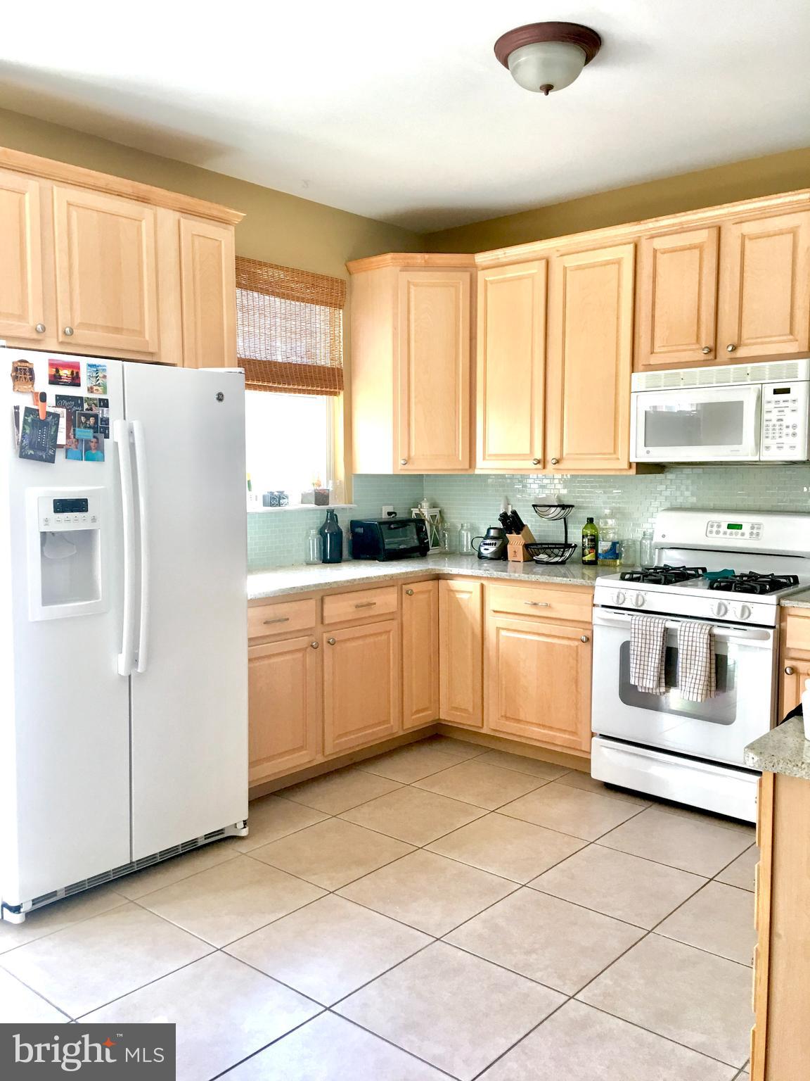 FORD GLEN - Residential Lease