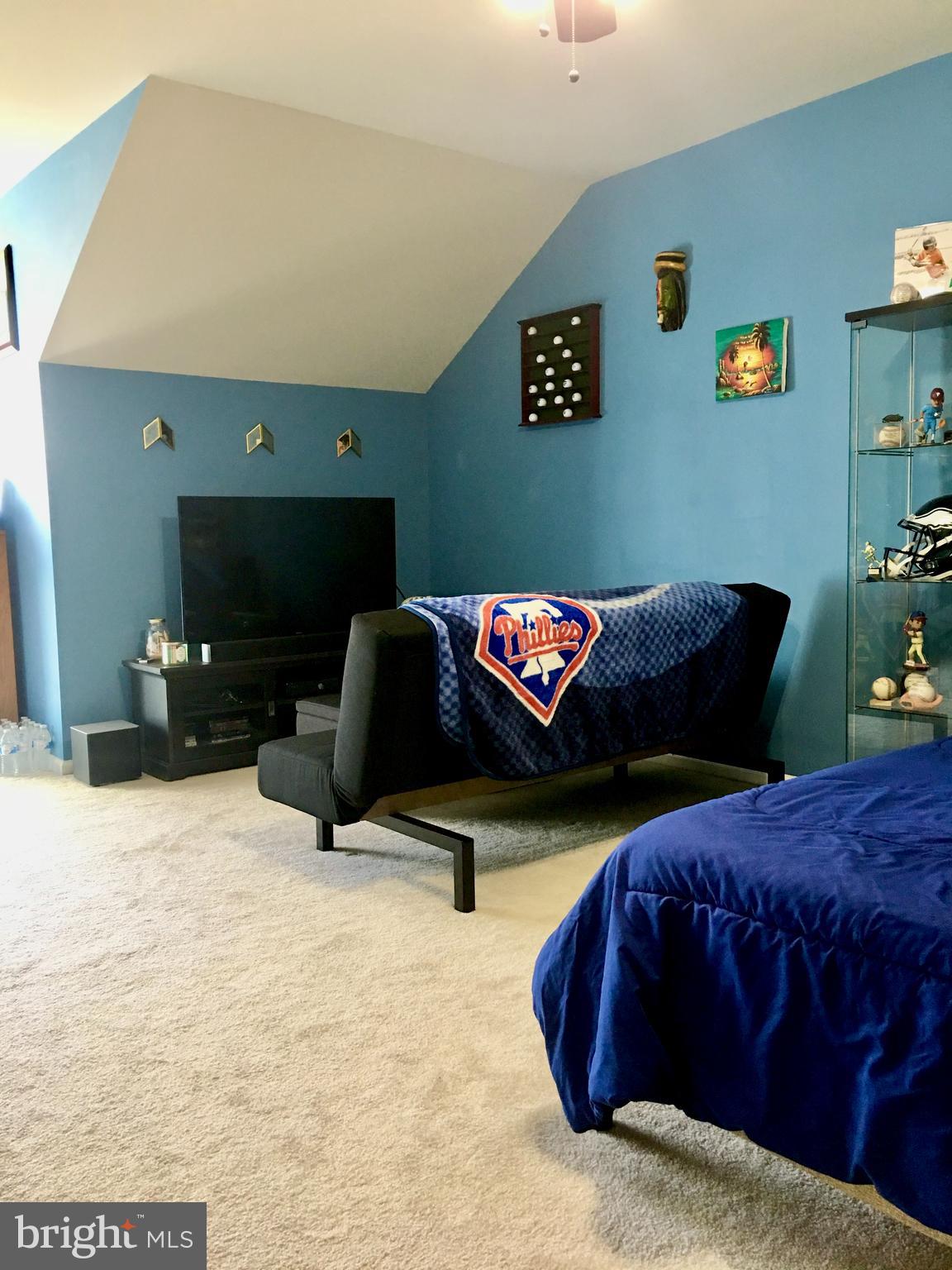 FORD GLEN - Residential Lease