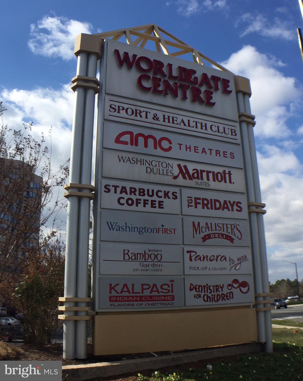 REFLECTION LAKE - Residential