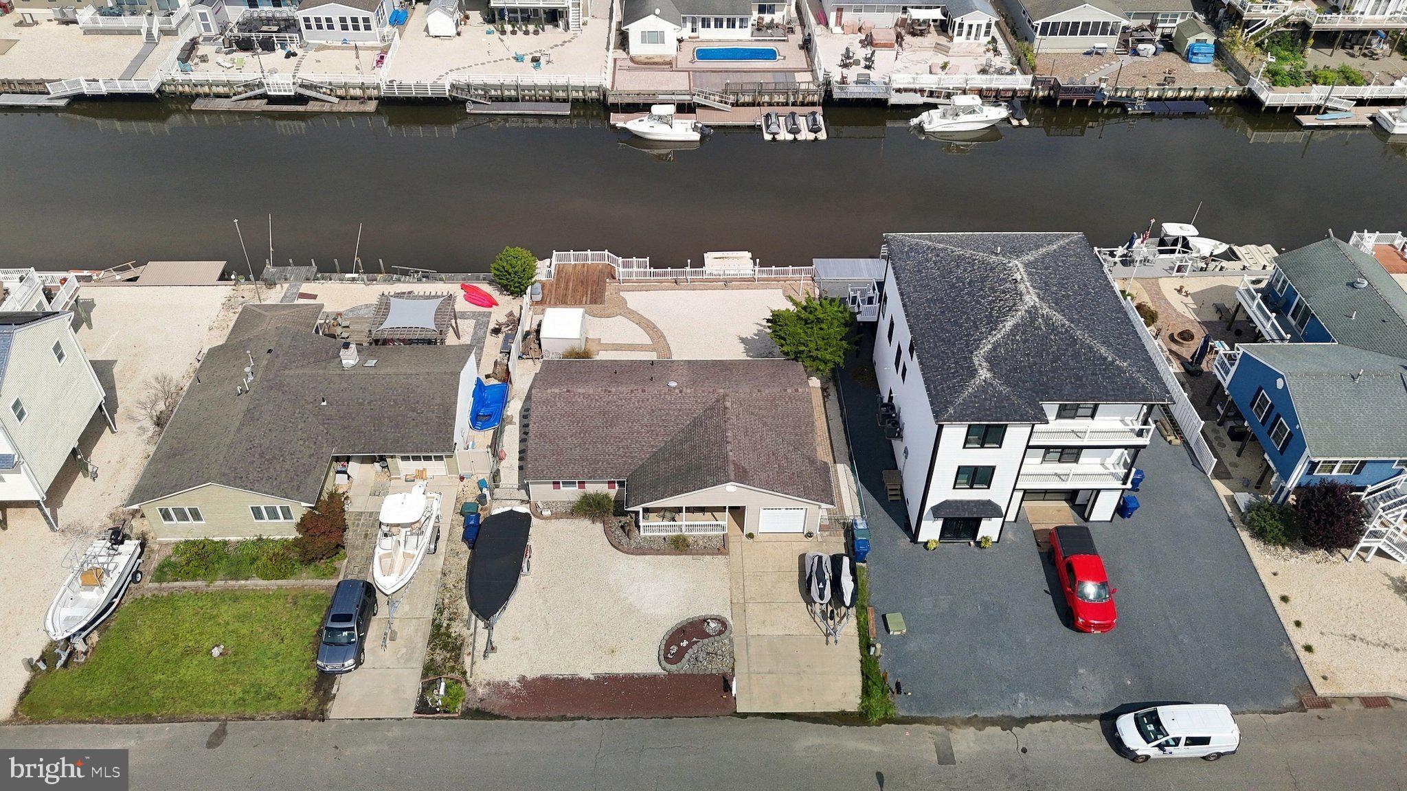 19 LOUISIANA DRIVE