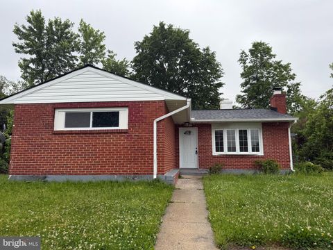 Photo of 8723 Roper Road, PARKVILLE, MD 21234 (MLS # MDBC2164146)