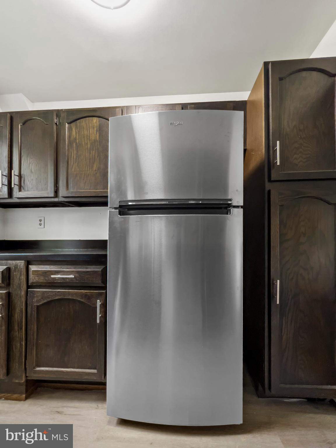 MACARTHUR PARK CONDOMINIUMS - Residential