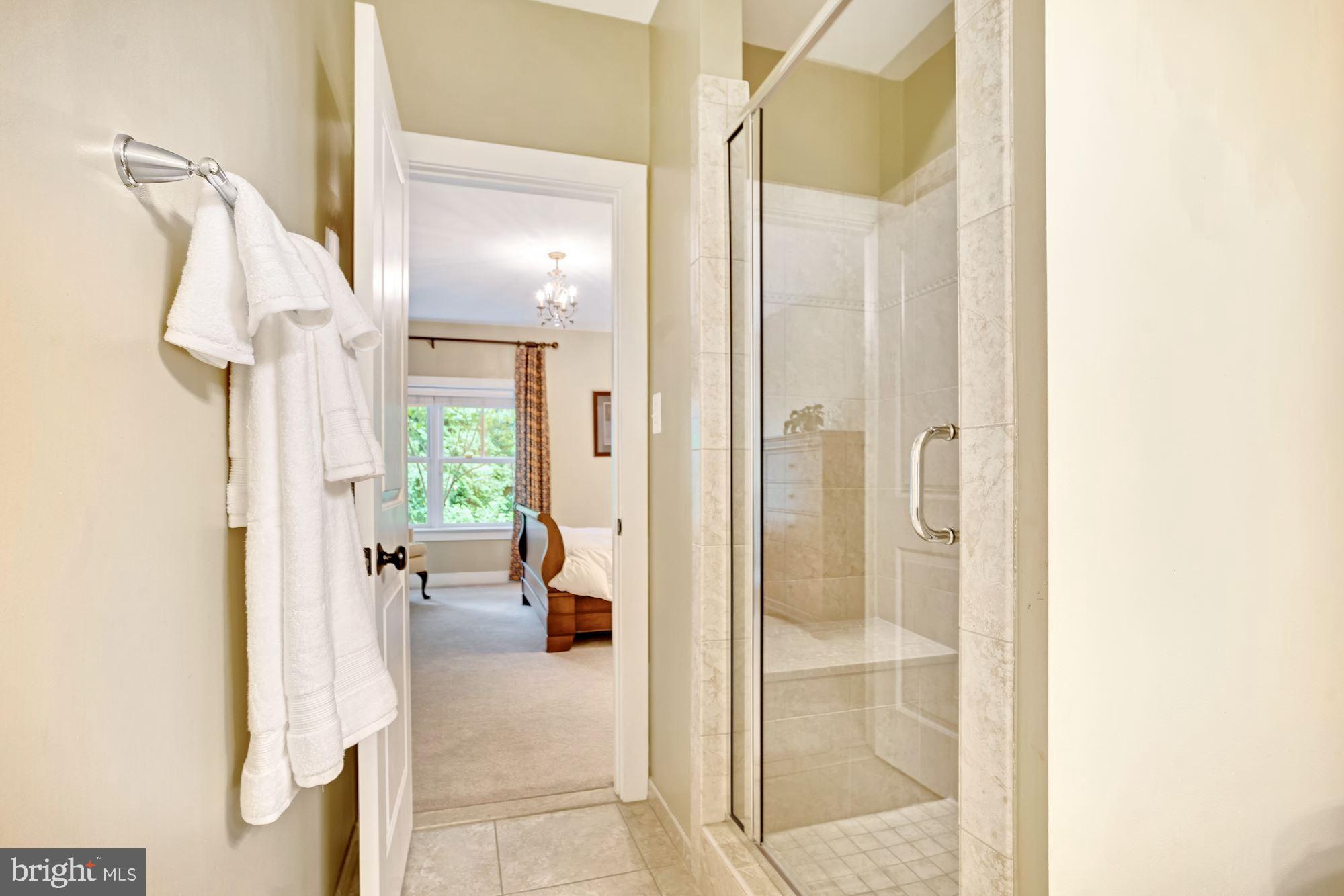 STONELEIGH - Residential