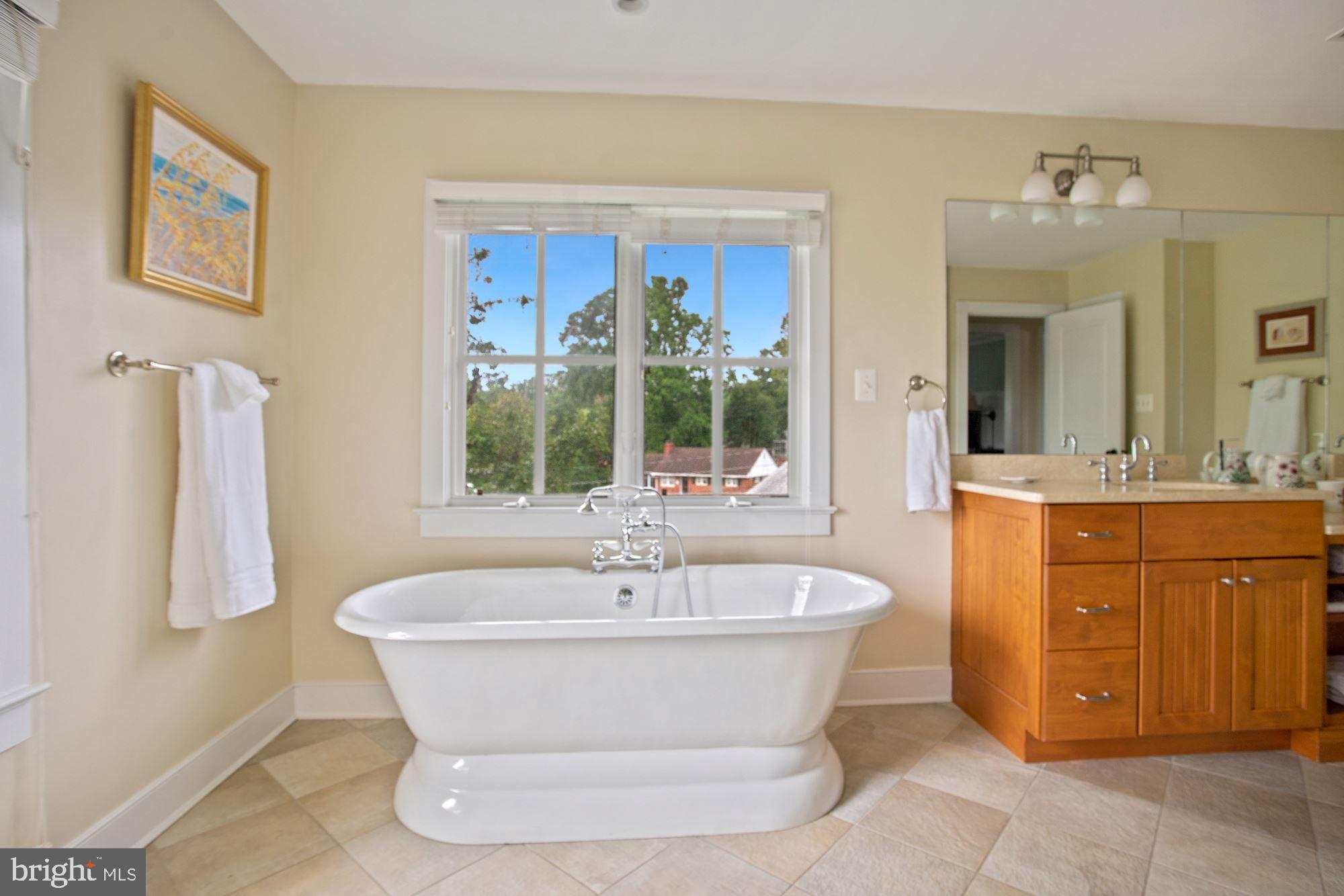 STONELEIGH - Residential