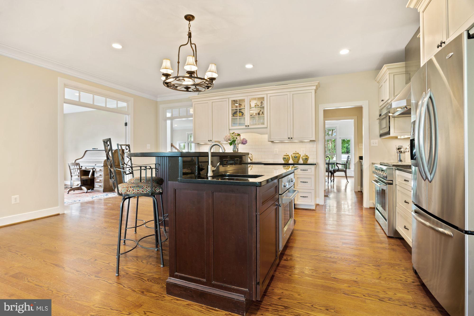 STONELEIGH - Residential