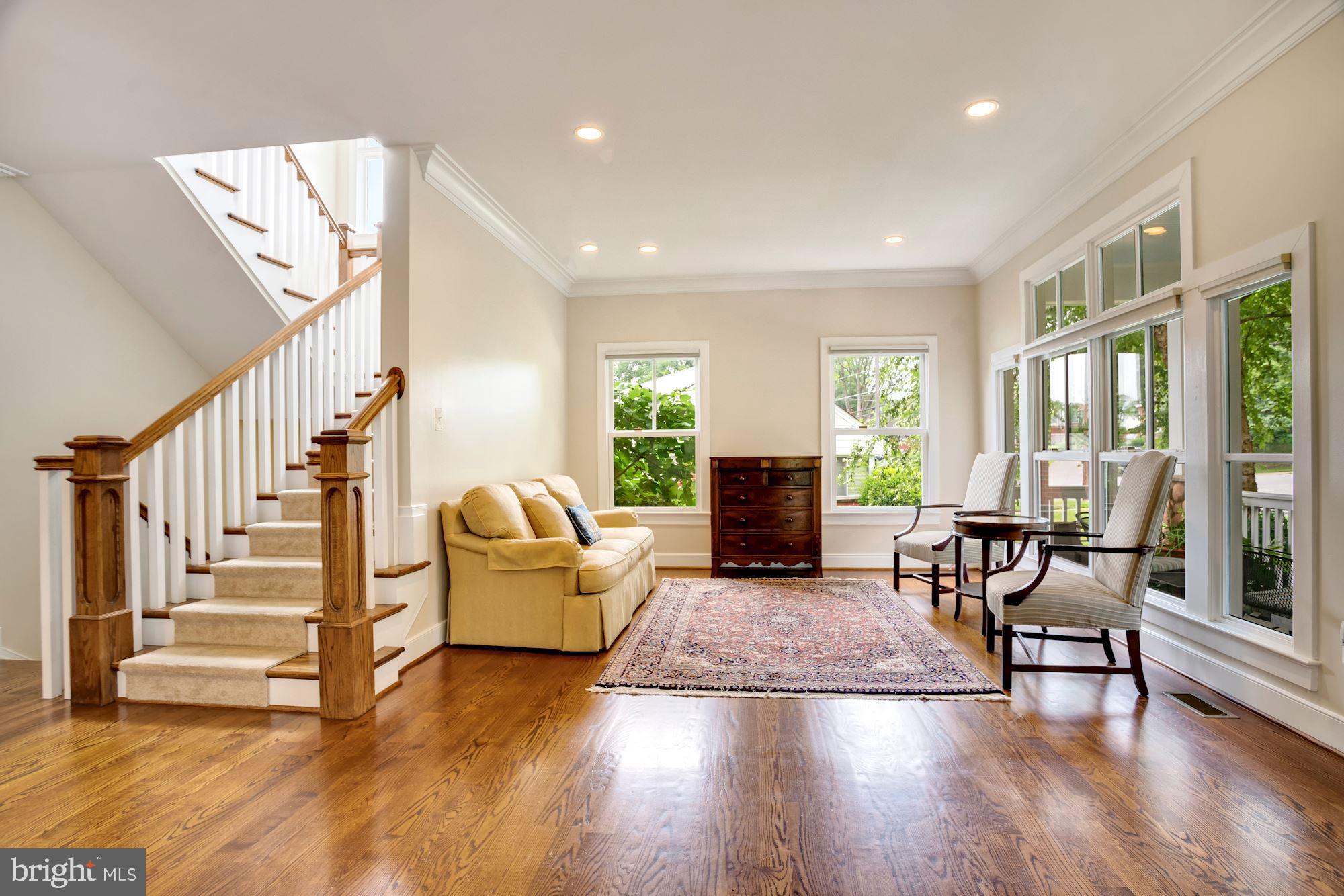 STONELEIGH - Residential