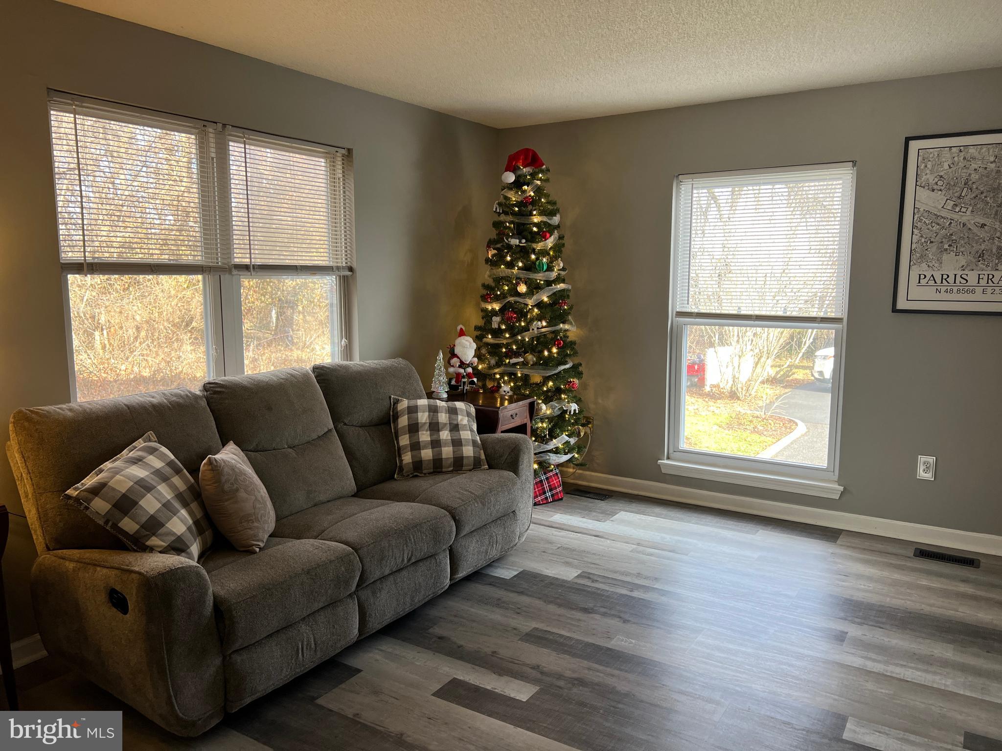 GREEN HILL - Residential