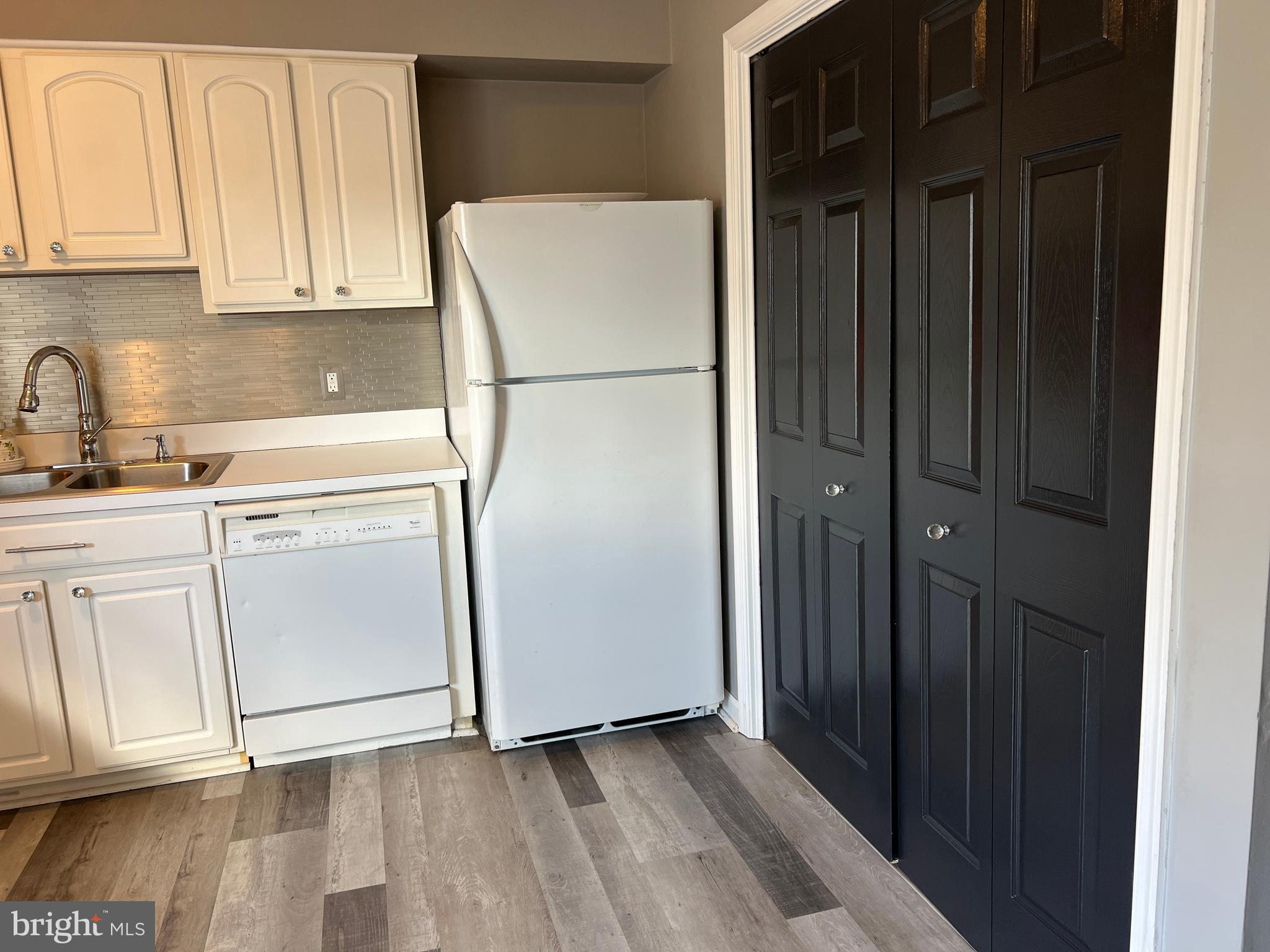 GREEN HILL - Residential