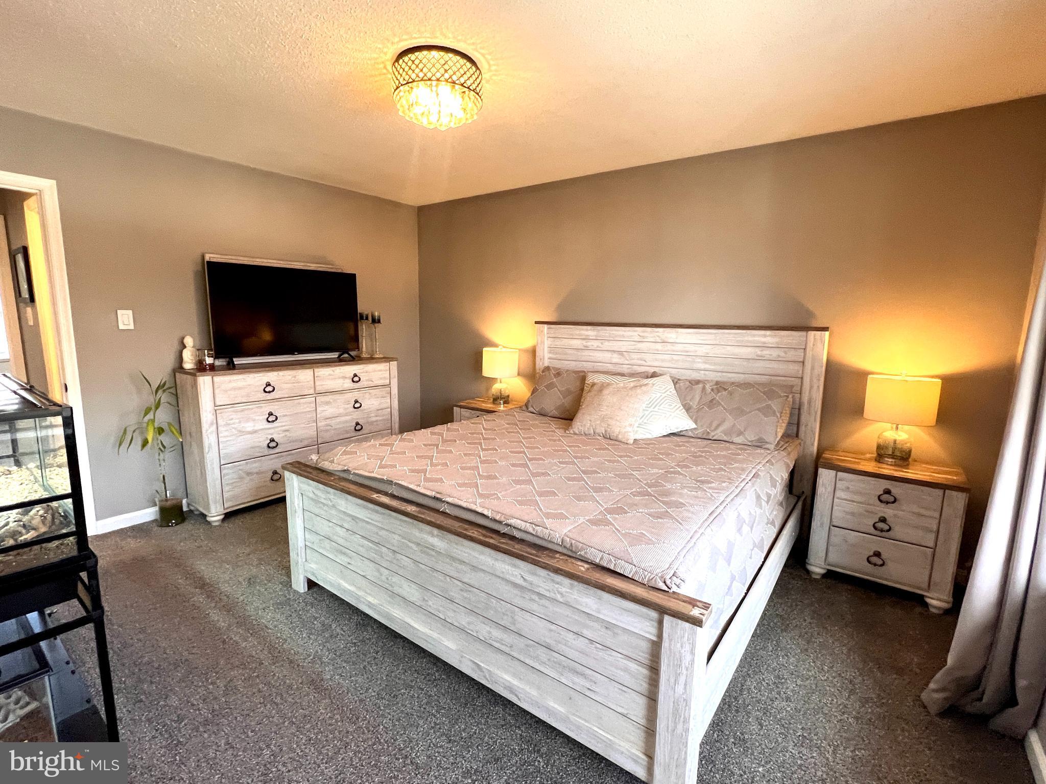 GREEN HILL - Residential