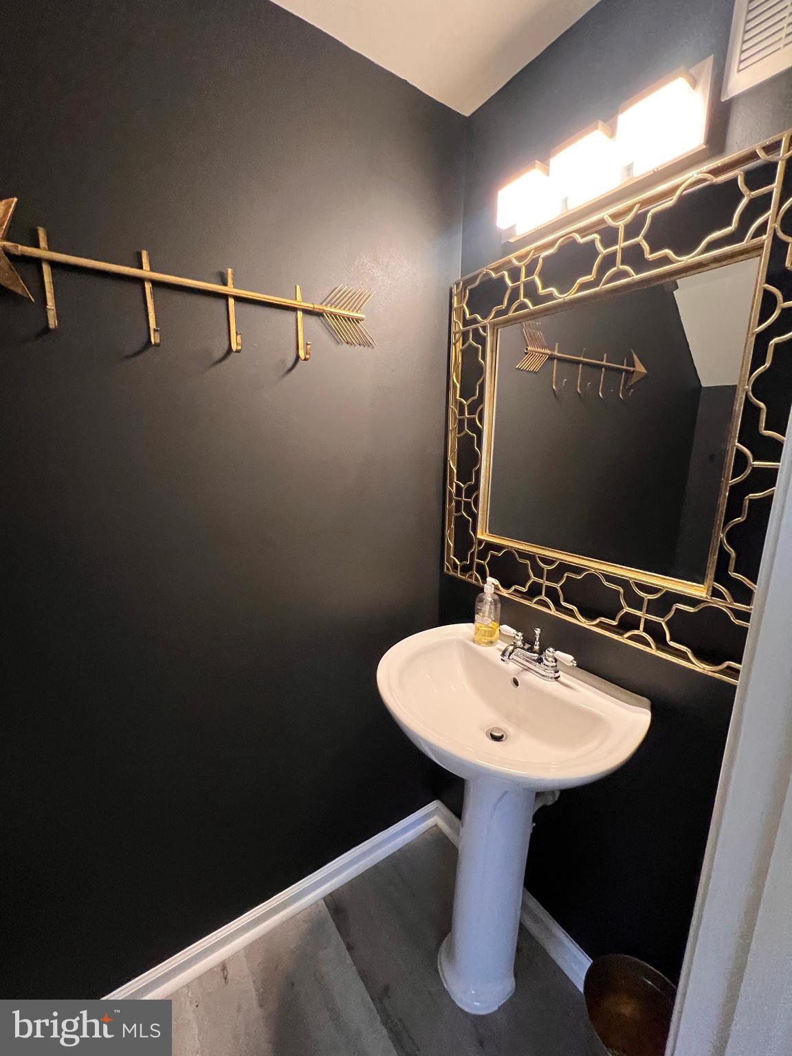 GREEN HILL - Residential