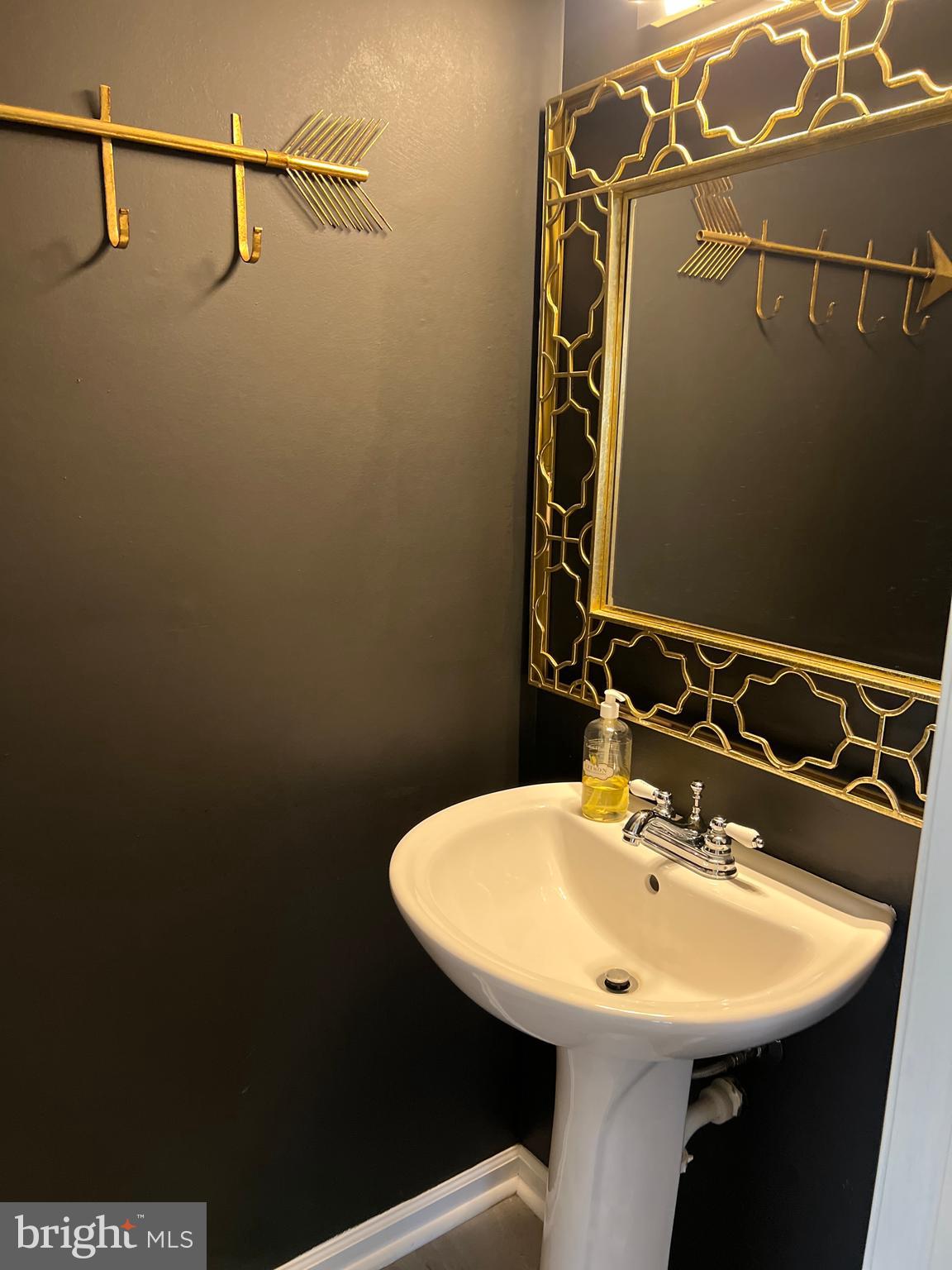 GREEN HILL - Residential