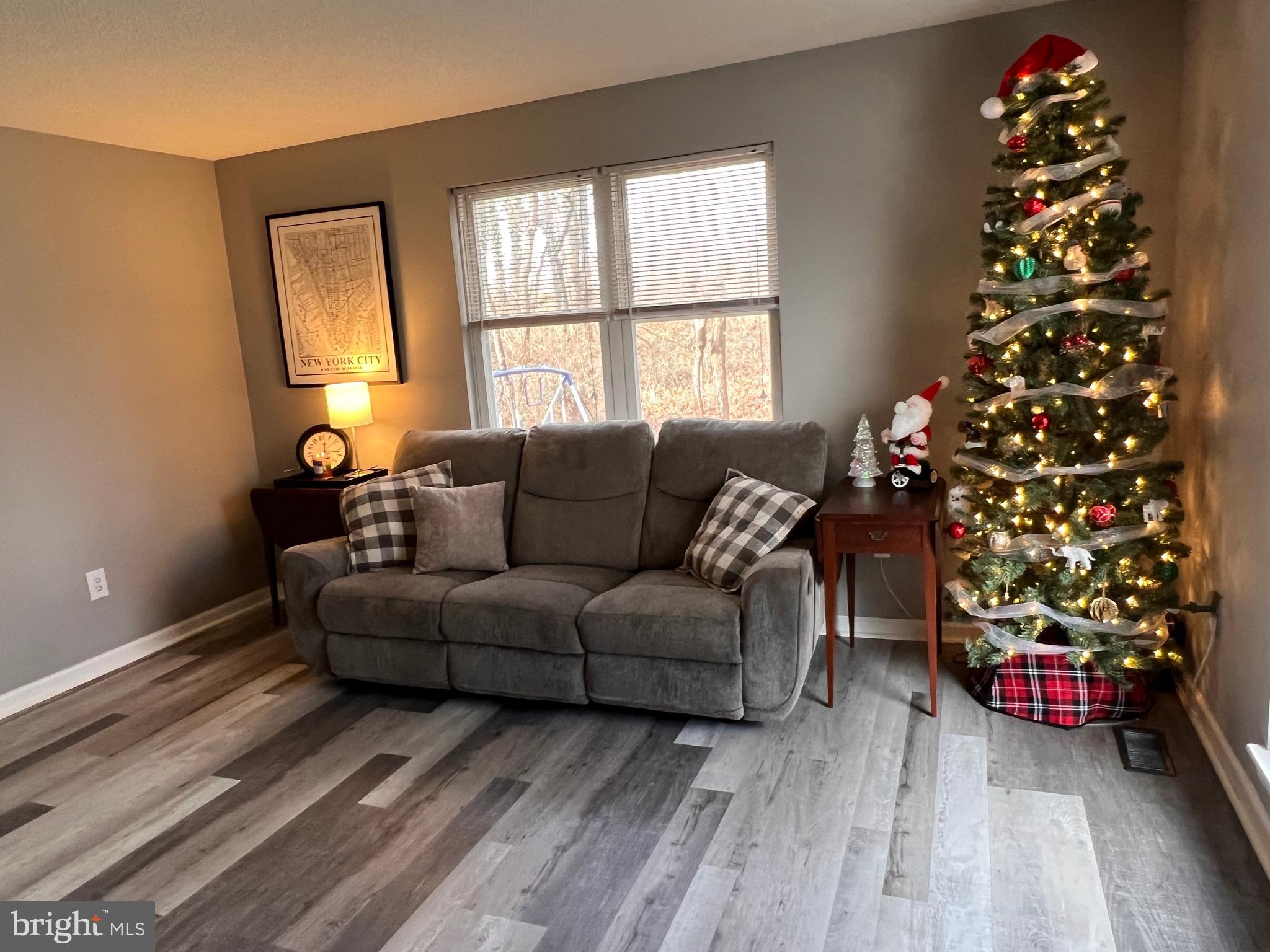 GREEN HILL - Residential