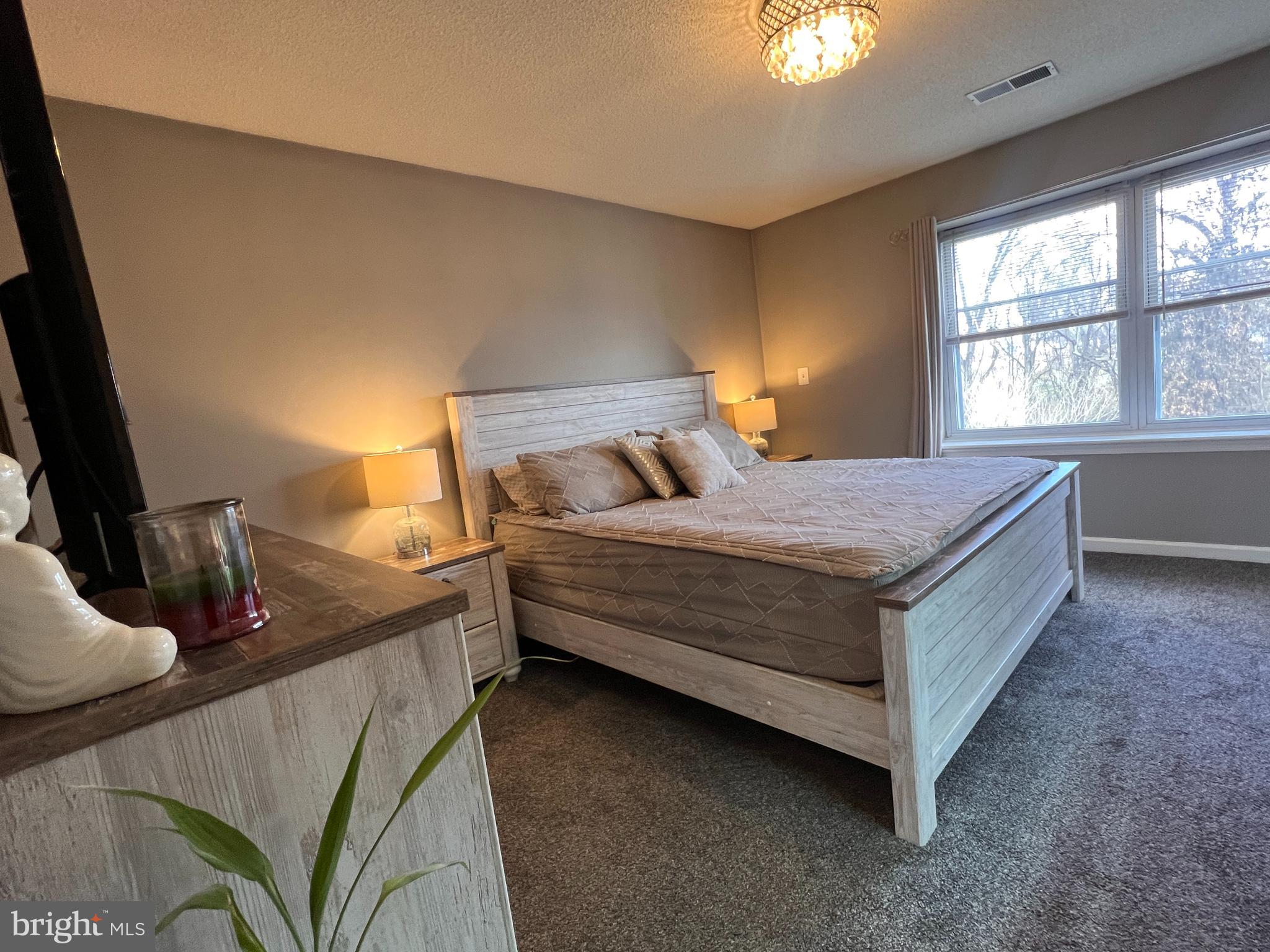 GREEN HILL - Residential