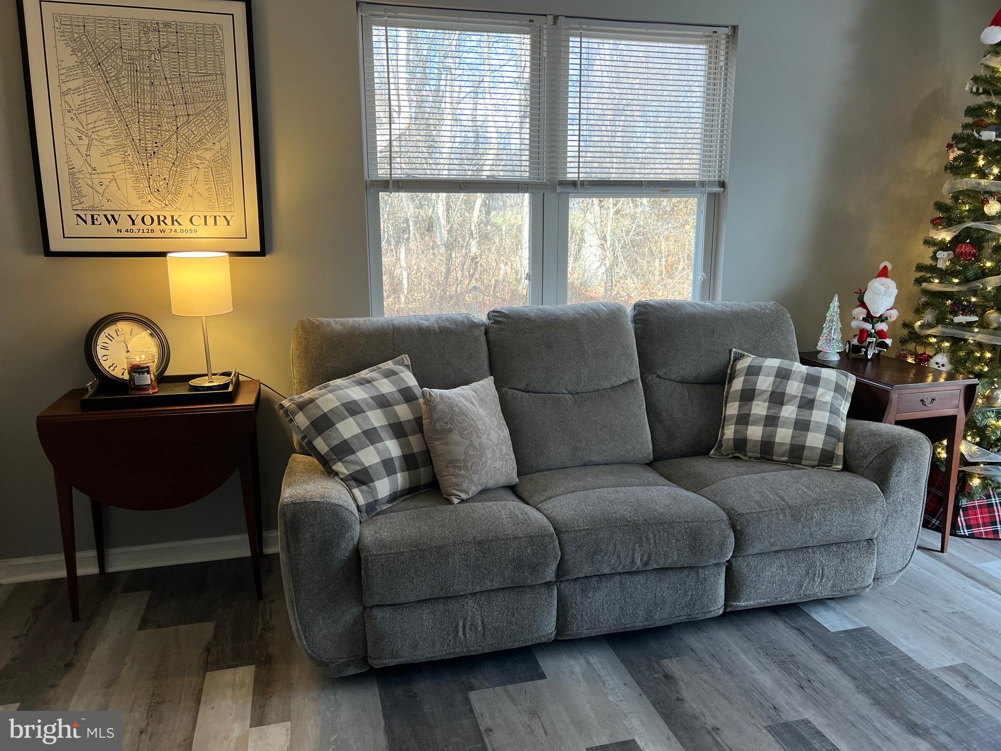 GREEN HILL - Residential