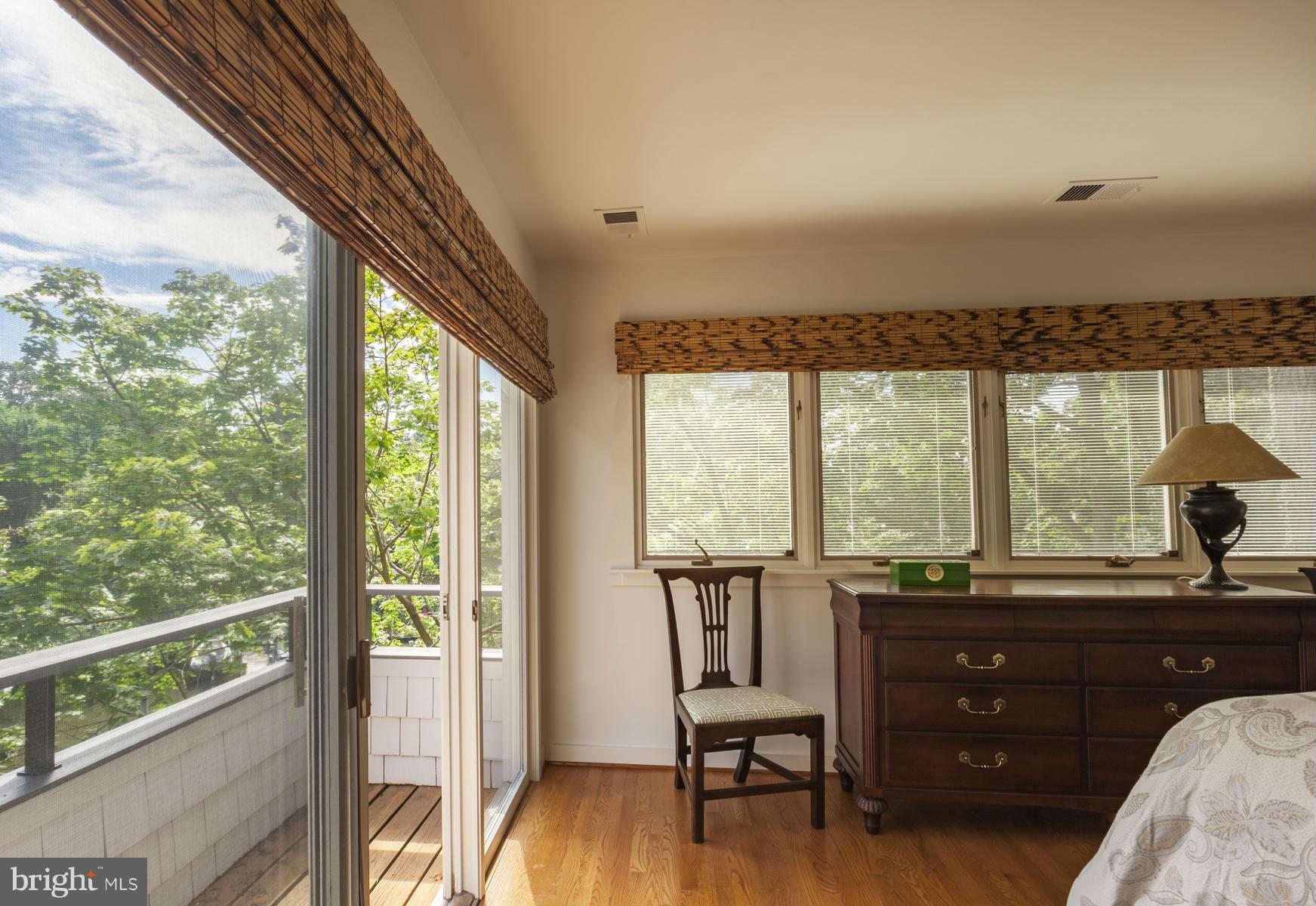 EASTPORT - Residential