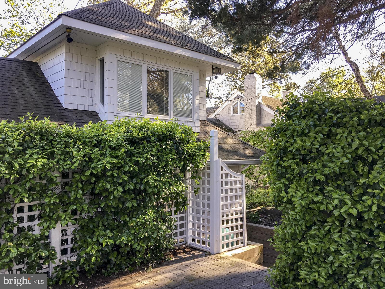 EASTPORT - Residential