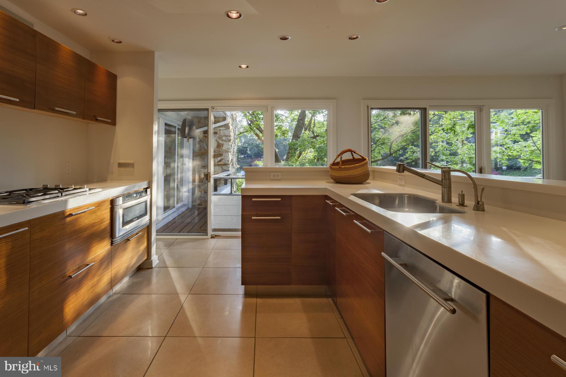 EASTPORT - Residential