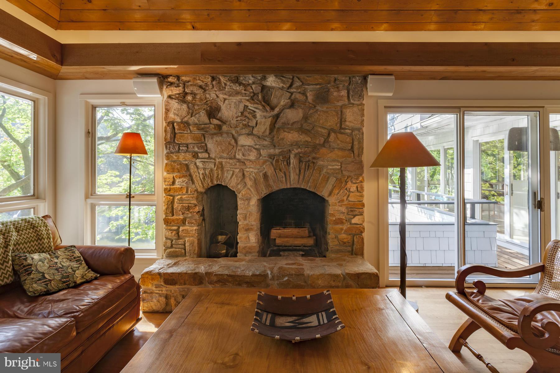 EASTPORT - Residential