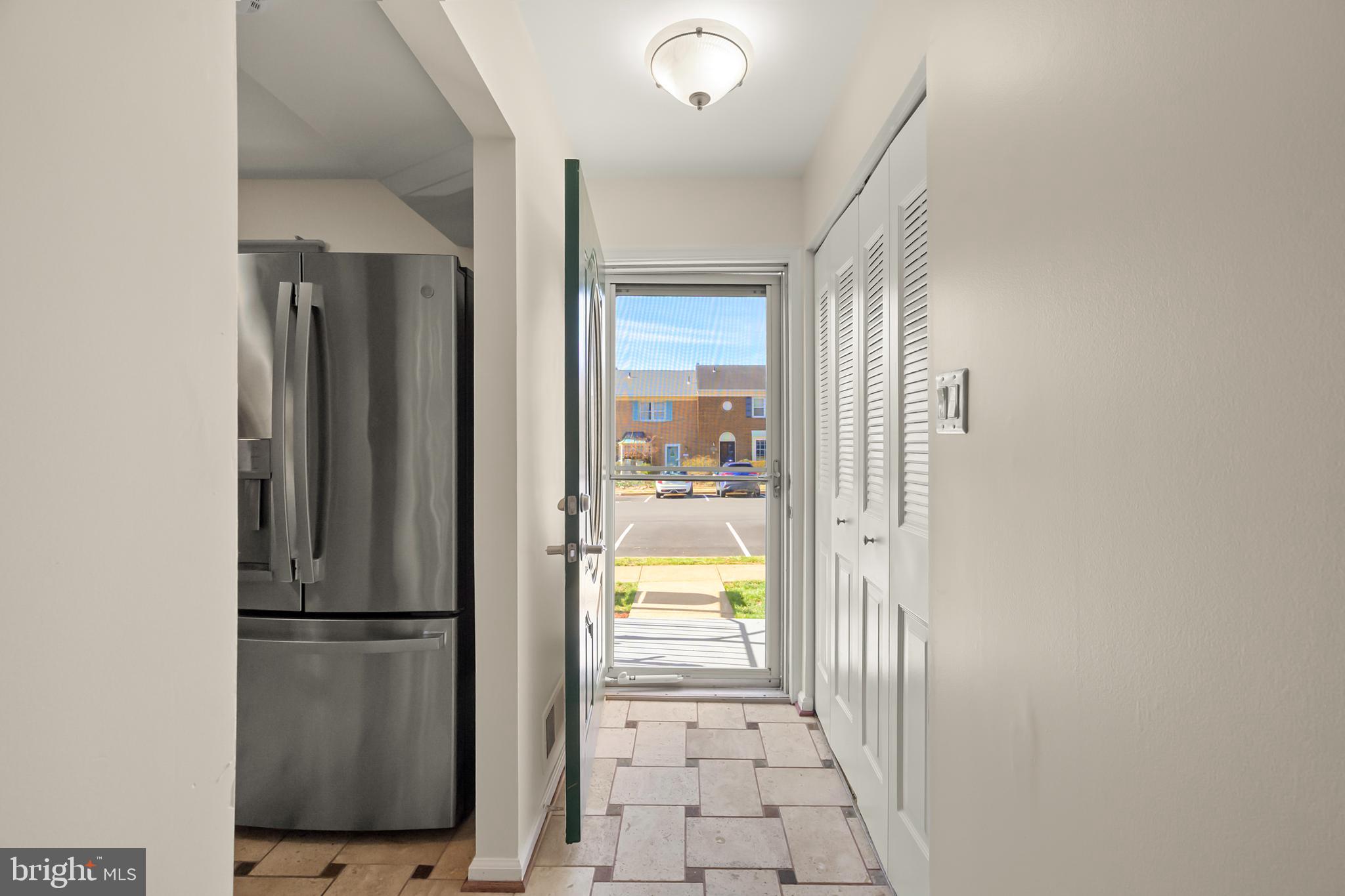 PINECREST HEIGHTS - Residential