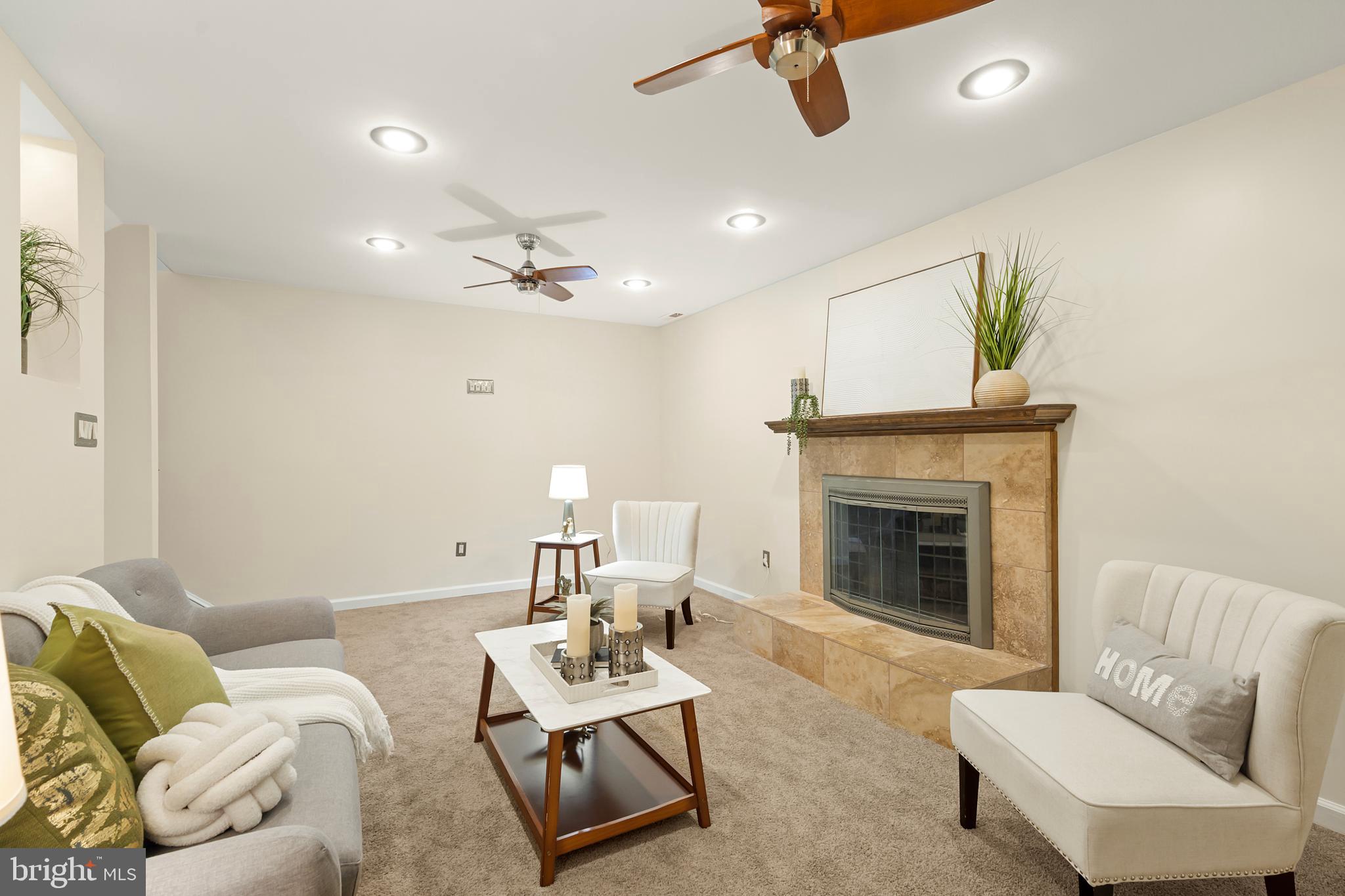 PINECREST HEIGHTS - Residential