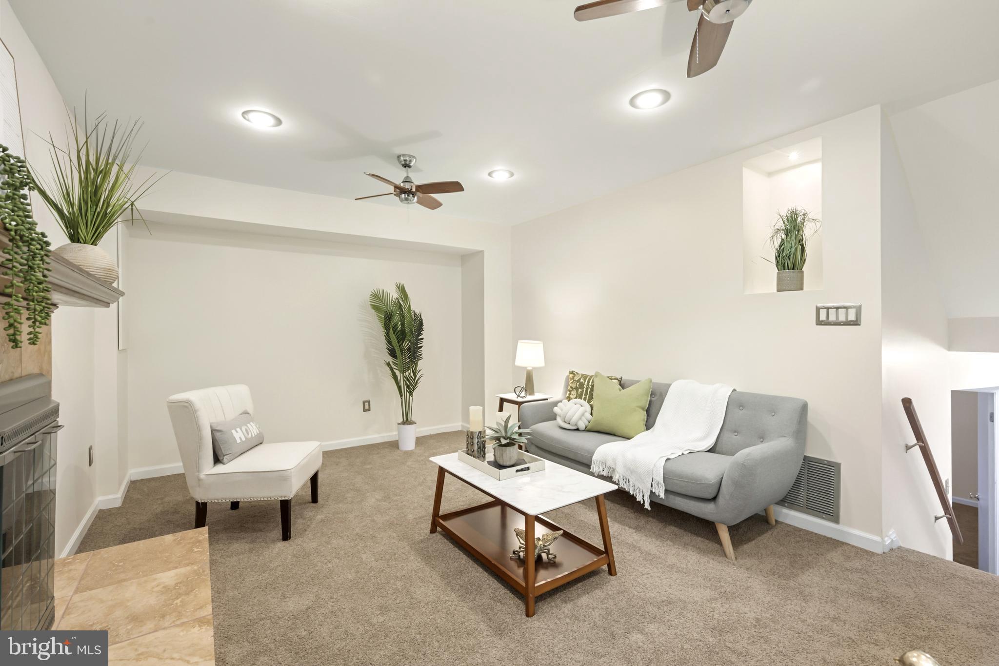 PINECREST HEIGHTS - Residential