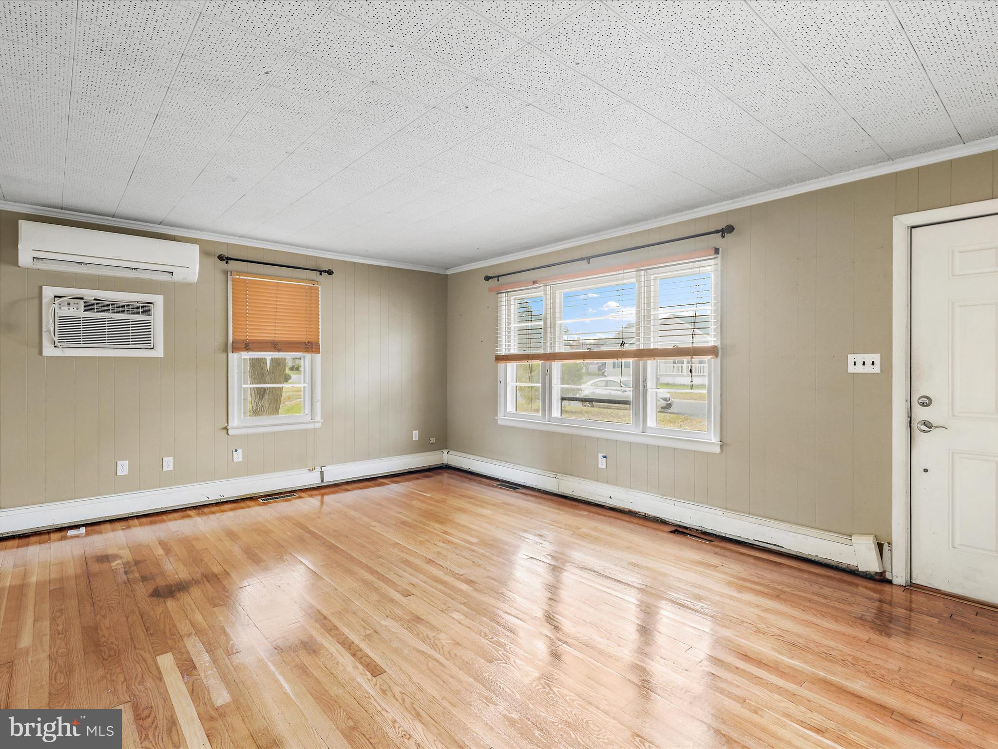 PARKER HEIGHTS - Residential