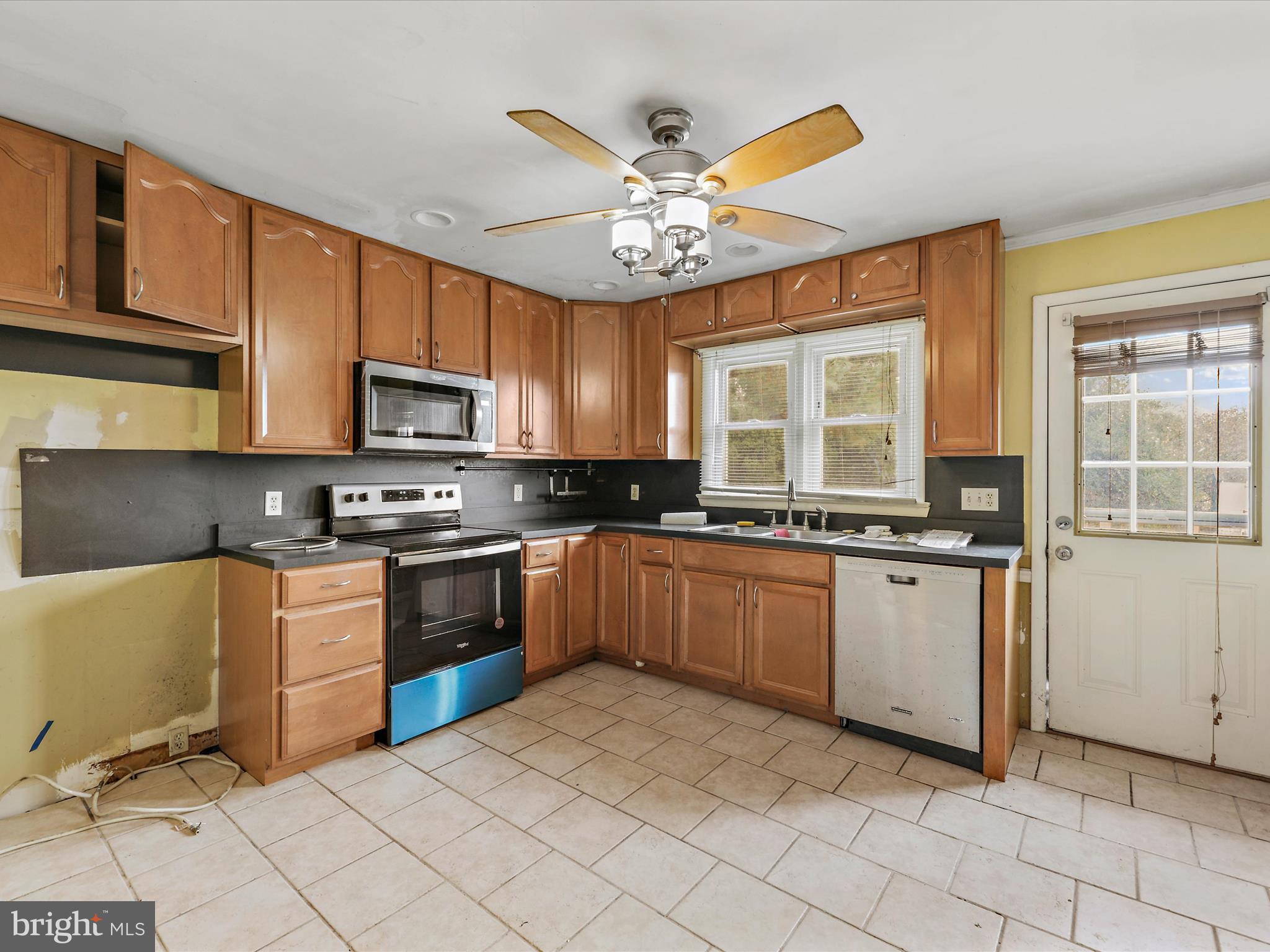 PARKER HEIGHTS - Residential