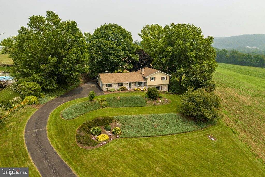 Photo of 820 CENTER CHURCH RD, EAST EARL, PA 17519 (MLS # PALA2037892)