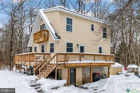 Photo of 204 Yuma Trail, POCONO LAKE, PA 18347 (MLS # PAMR2006068)