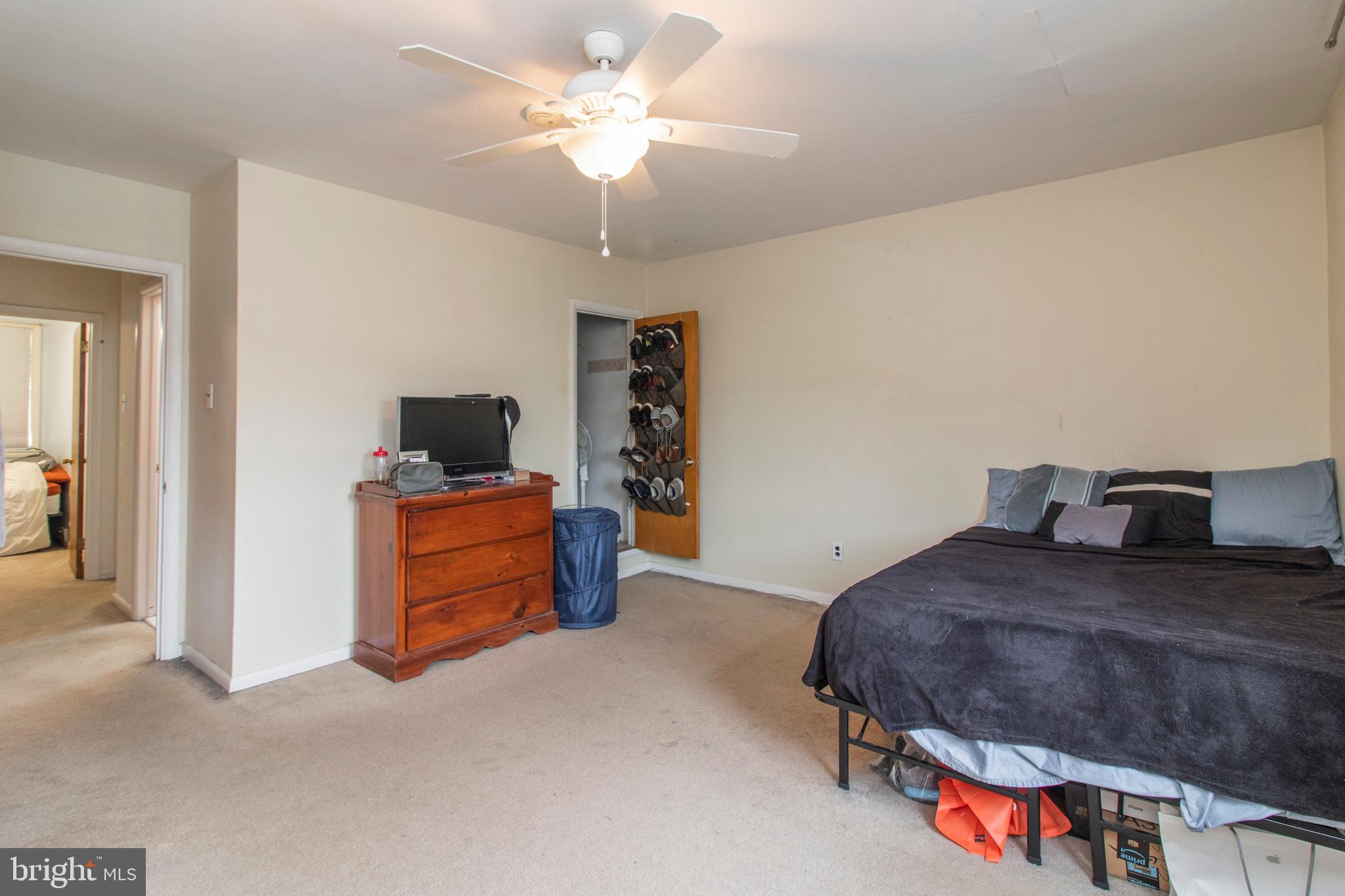 ROXBOROUGH - Residential