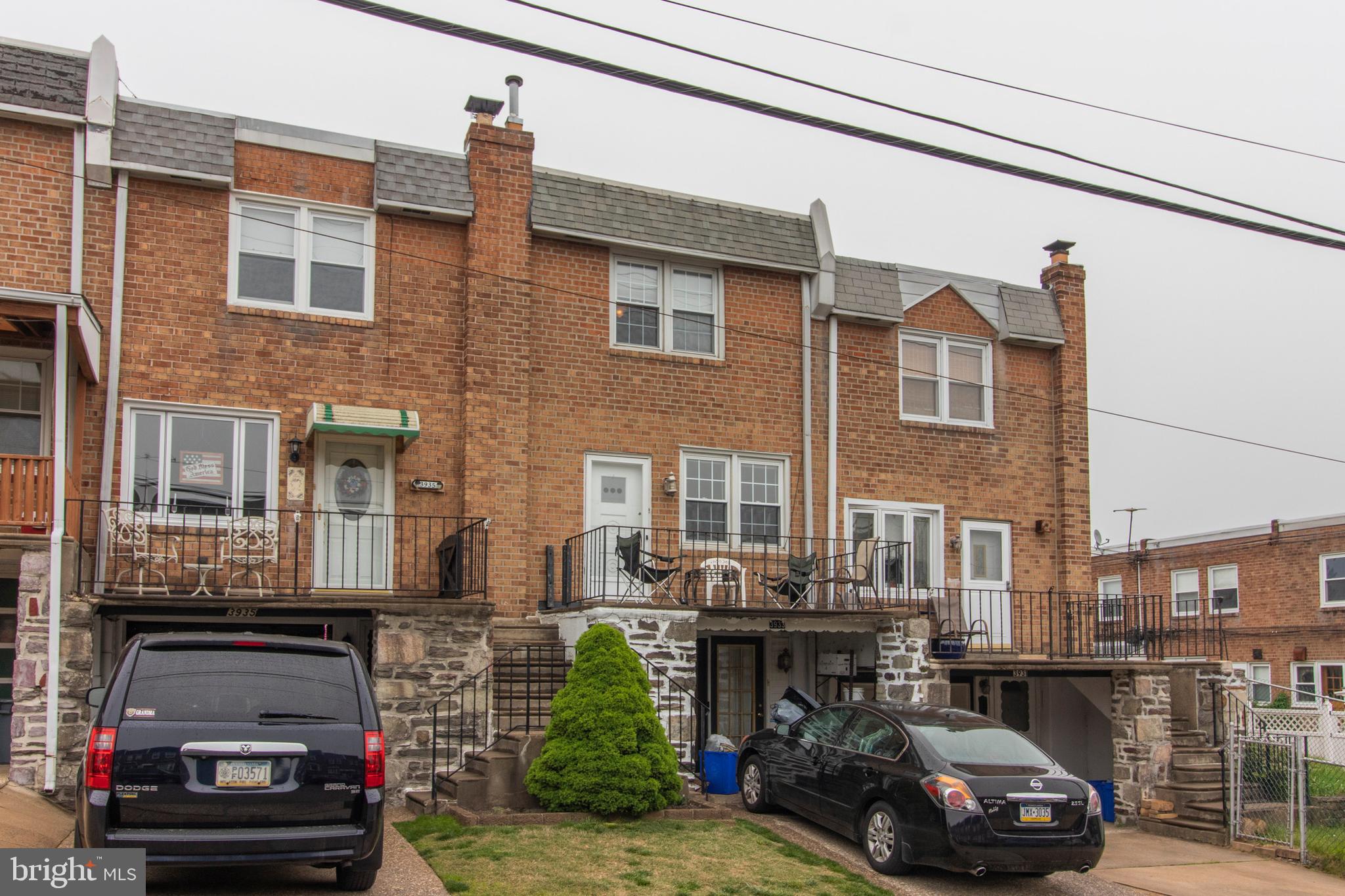 ROXBOROUGH - Residential