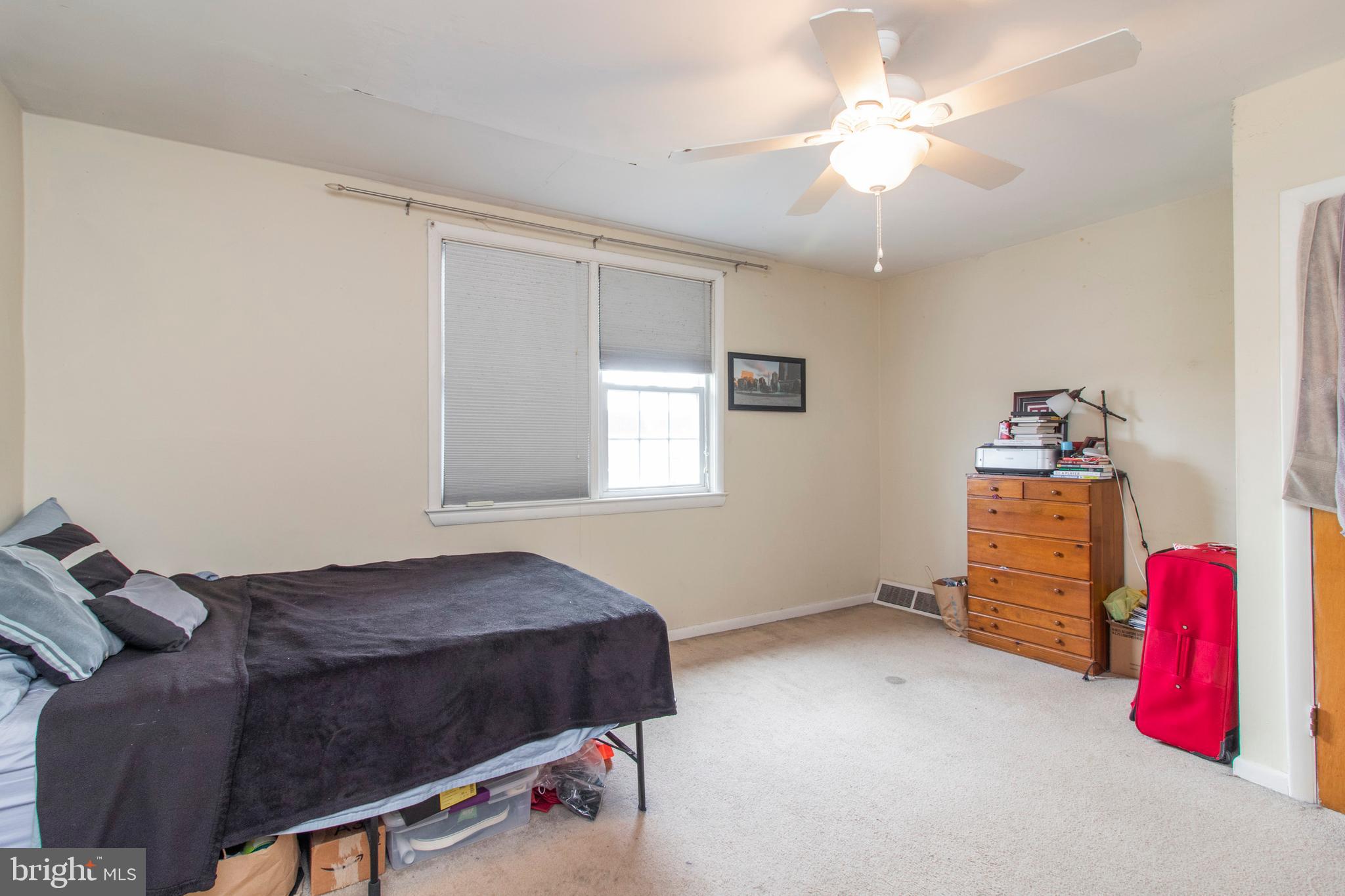 ROXBOROUGH - Residential