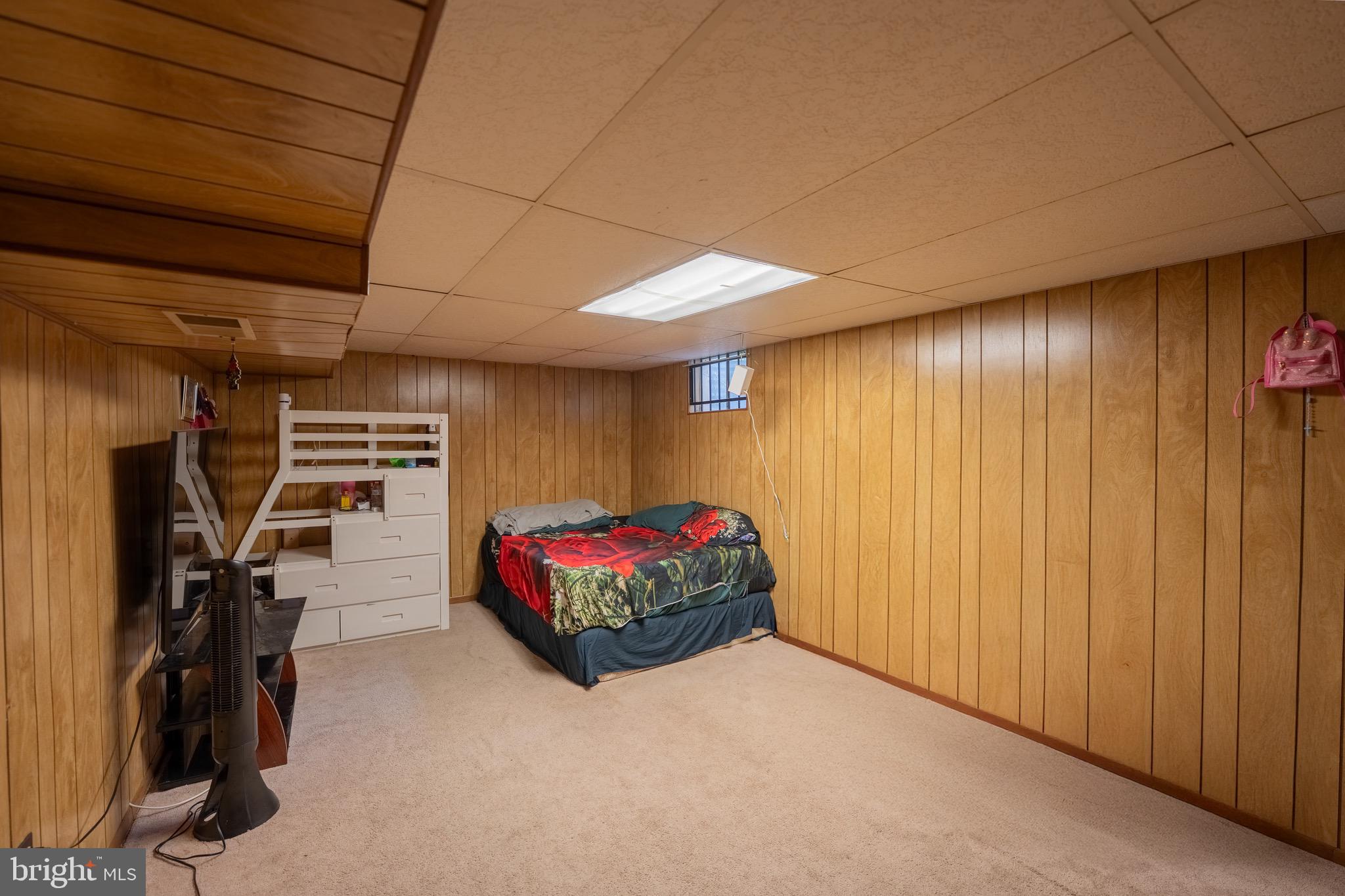 NEWPORT ESTATES - Residential