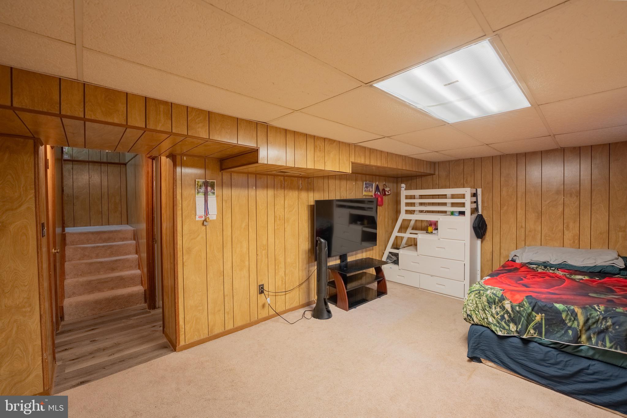 NEWPORT ESTATES - Residential