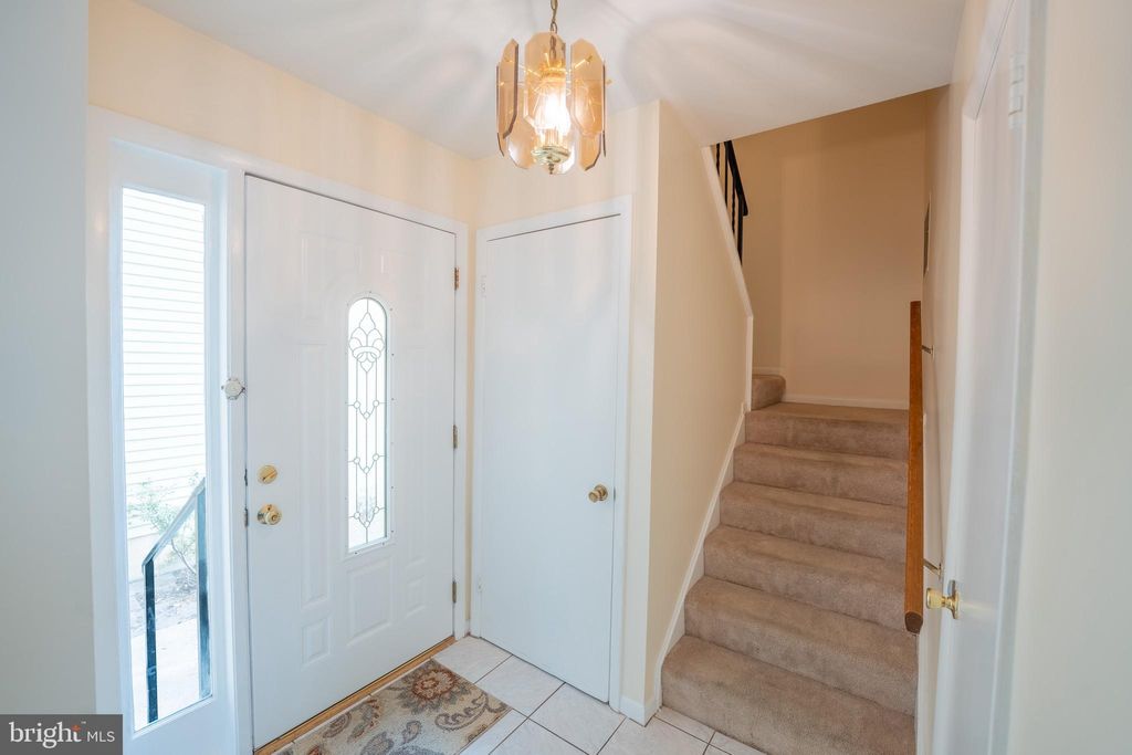 Photo of 10 Brian Court #242, GAITHERSBURG, MD 20877 (MLS # MDMC2202256)