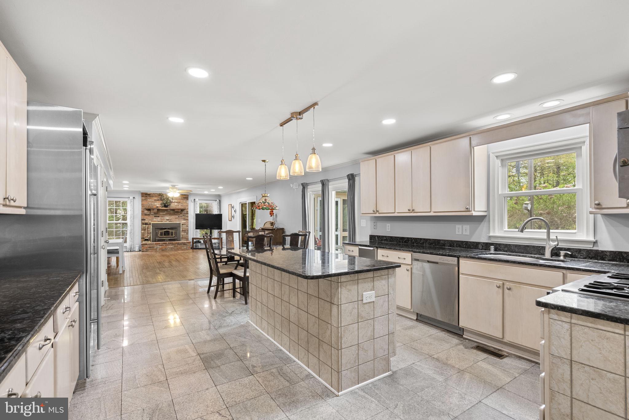 WOODBRIDGE FOREST - Residential