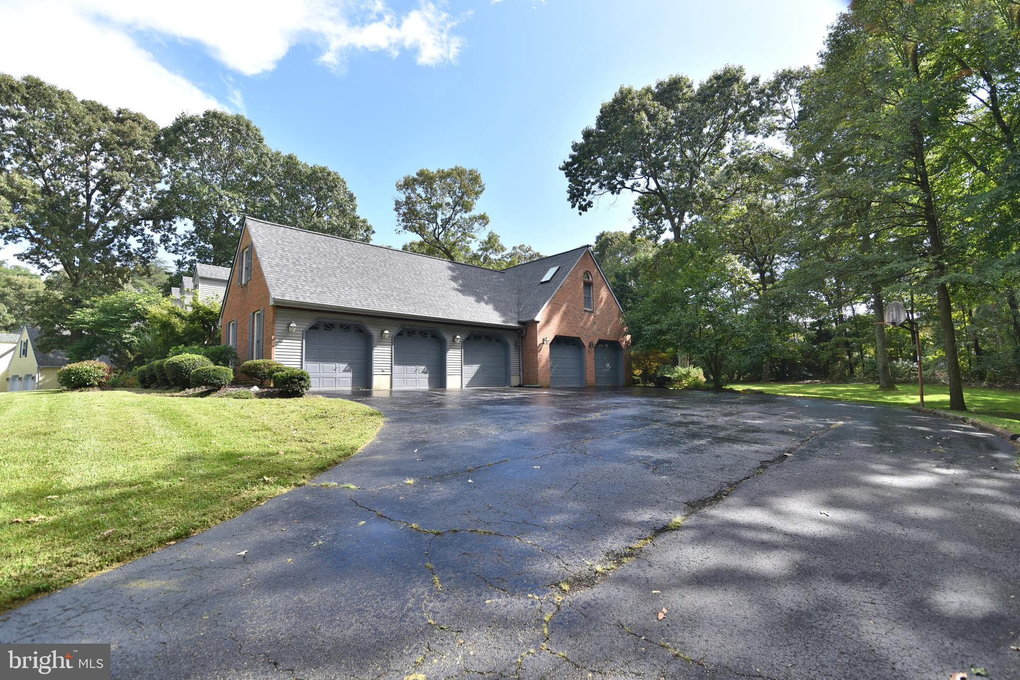 WOODBRIDGE FOREST - Residential