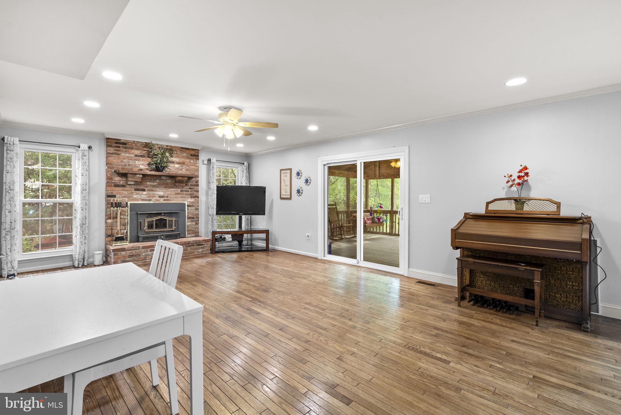 WOODBRIDGE FOREST - Residential